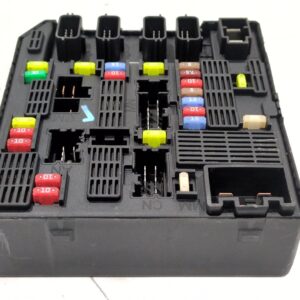 caja_reles_fusibles_284b62342r_renault_scenic_iii_jz0_1_1_5_dci