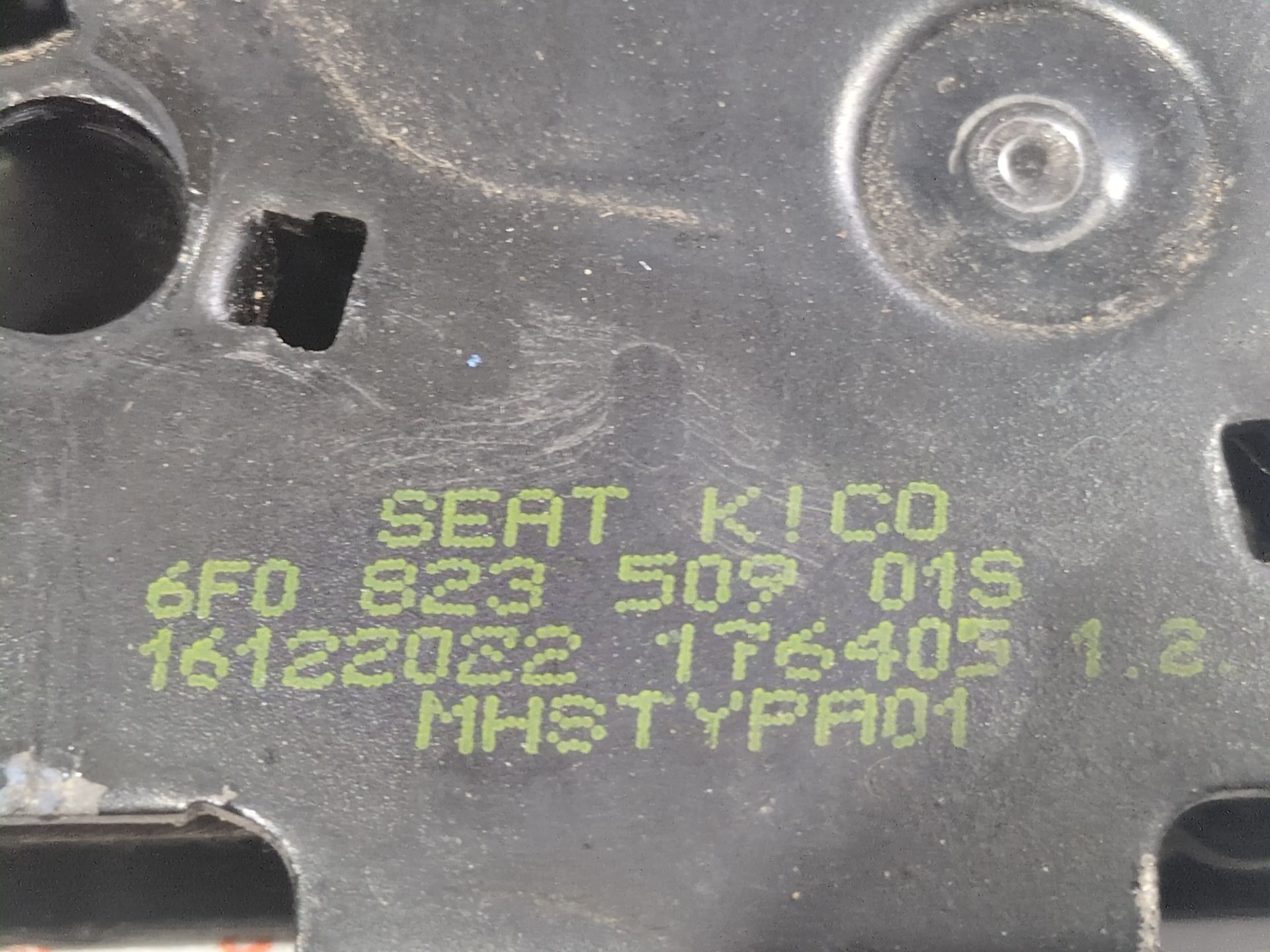 cerradura_capot_6f082350901s_seat_ibiza_v_kj1_kjg_1_0_tsi