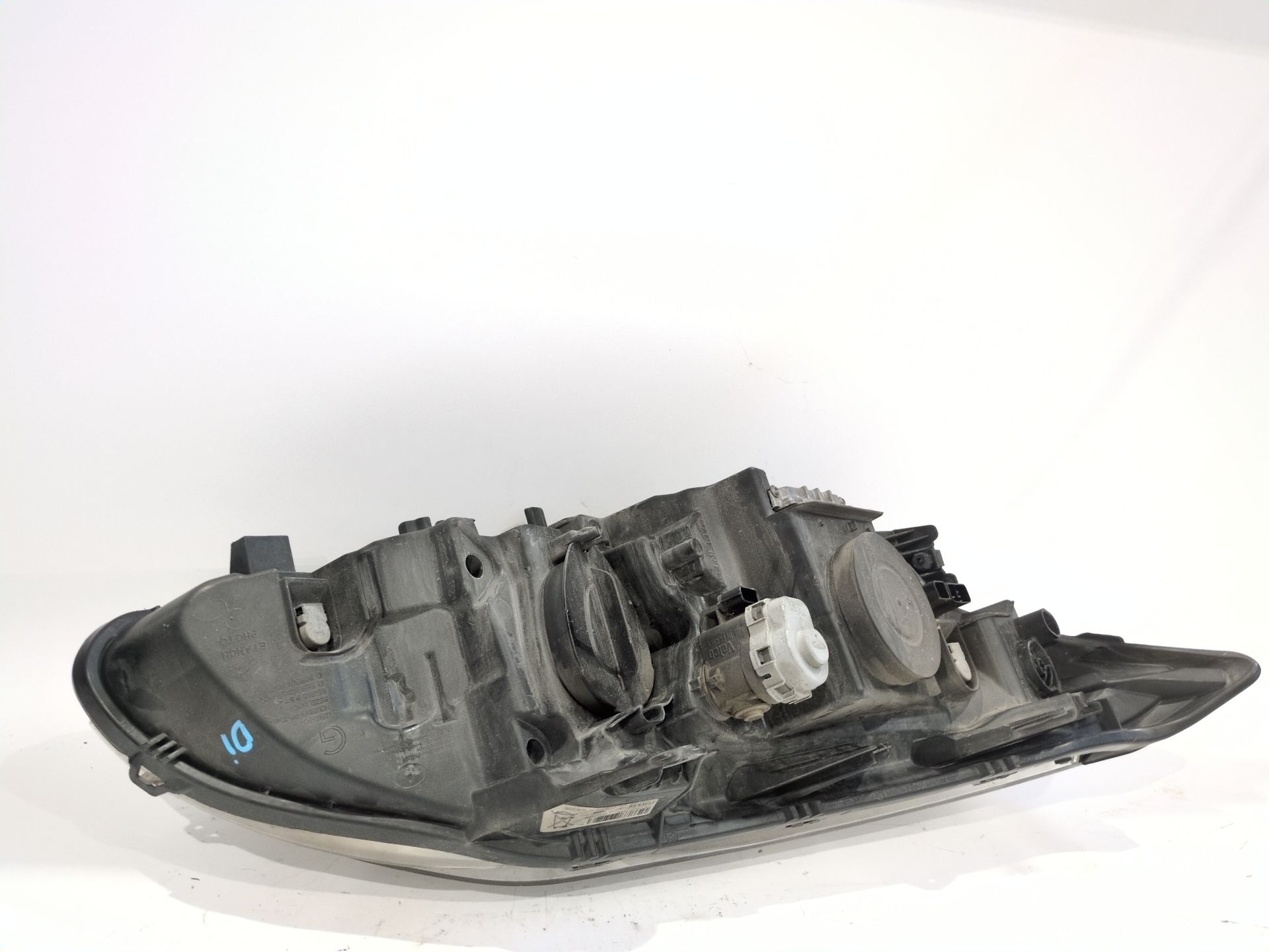 faro_izquierdo_xenon_260600035r_89901838_renault_laguna_iii_bt0_1_2_0_16v_bt05_bt0f_bt0w