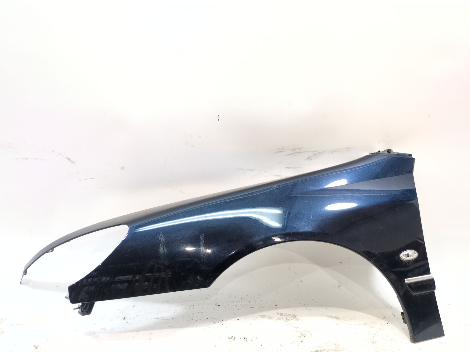 aleta_delantera_izquierda_7840n8_7840_n8_color_de_carroceriakps_pintura_azul_abisse_peugeot_607_9d_9u_2_7_hdi_24v