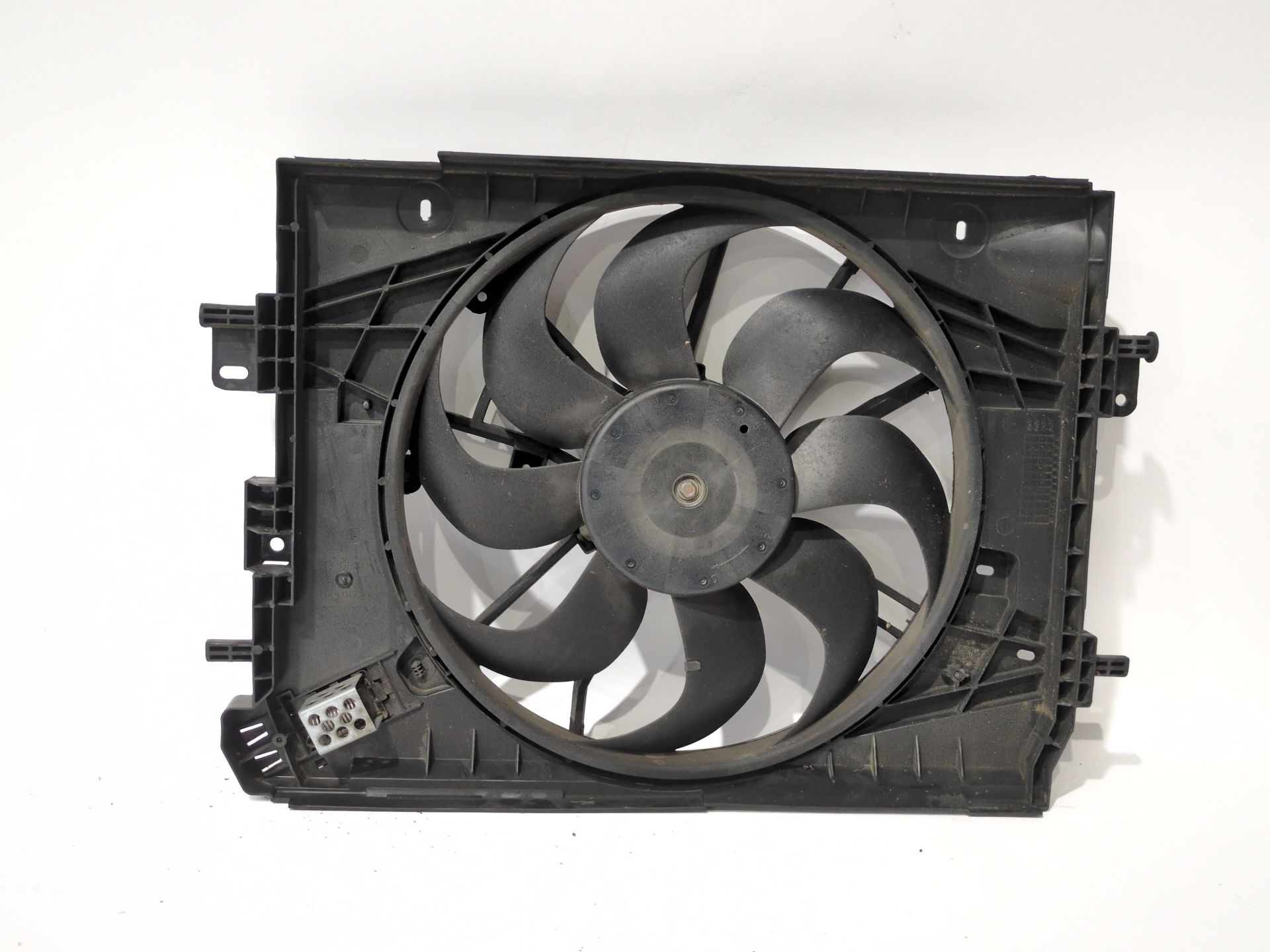 electroventilador_214818009r_renault_captur_i_j5_h5_1_2_tce_120