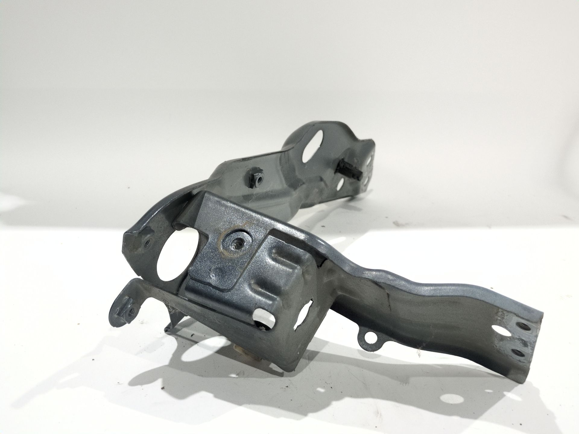 soporte_faro_izquierdo_6251571r_dacia_jogger_rk_1_0_tce_110_rkmd