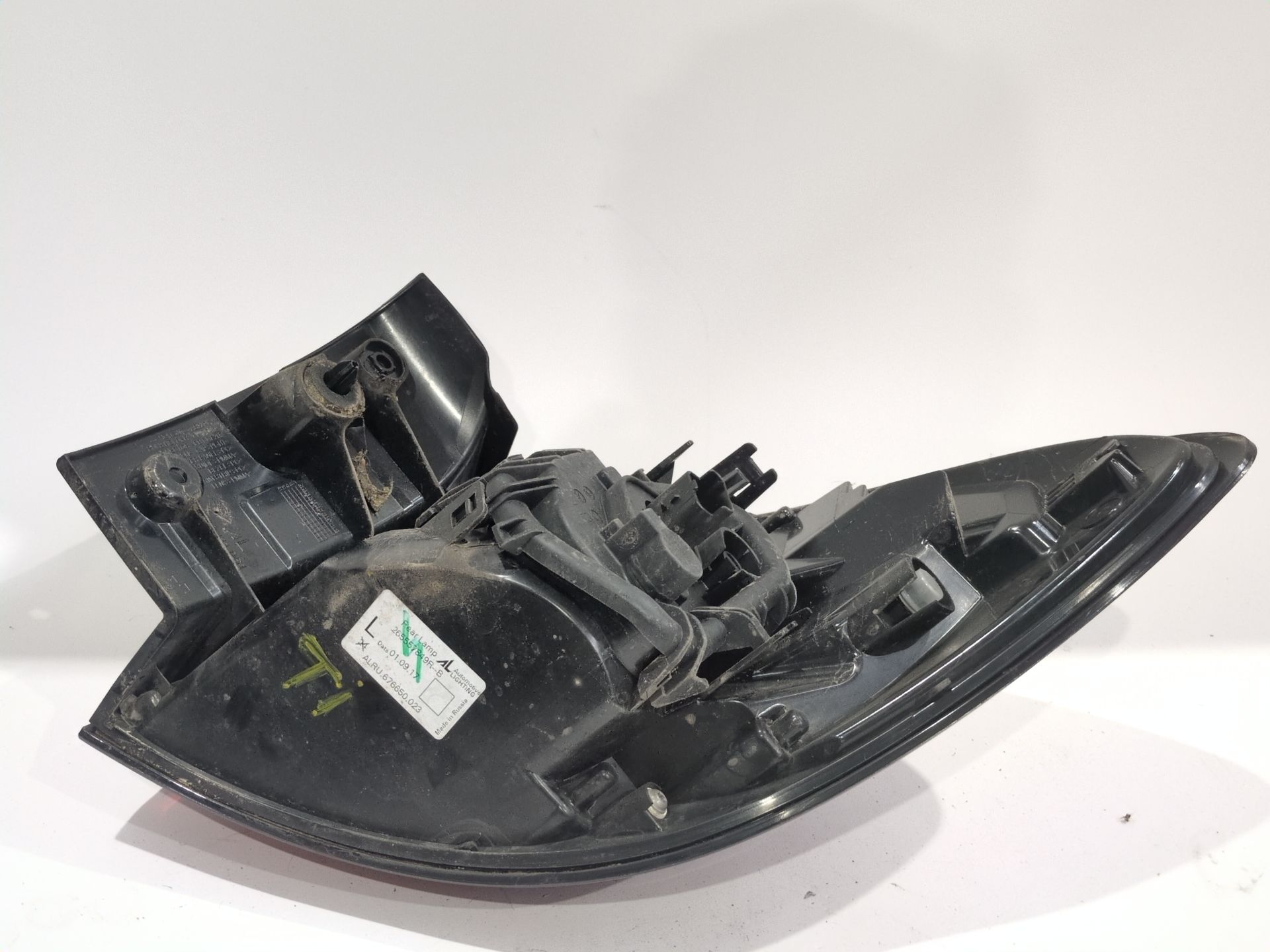 piloto_trasero_izquierdo_exterior_265557849r_renault_captur_i_j5_h5_1_2_tce_120