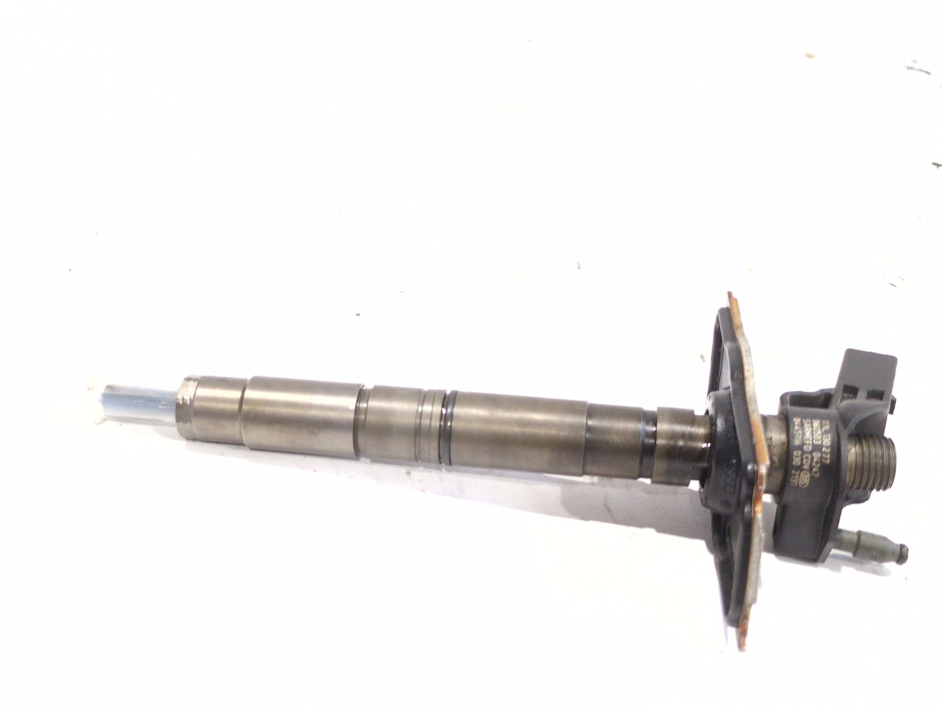 inyector_03l130277_03l_130_277_aislcag_volkswagen_passat_b6_3c2_2_0_tdi_16v