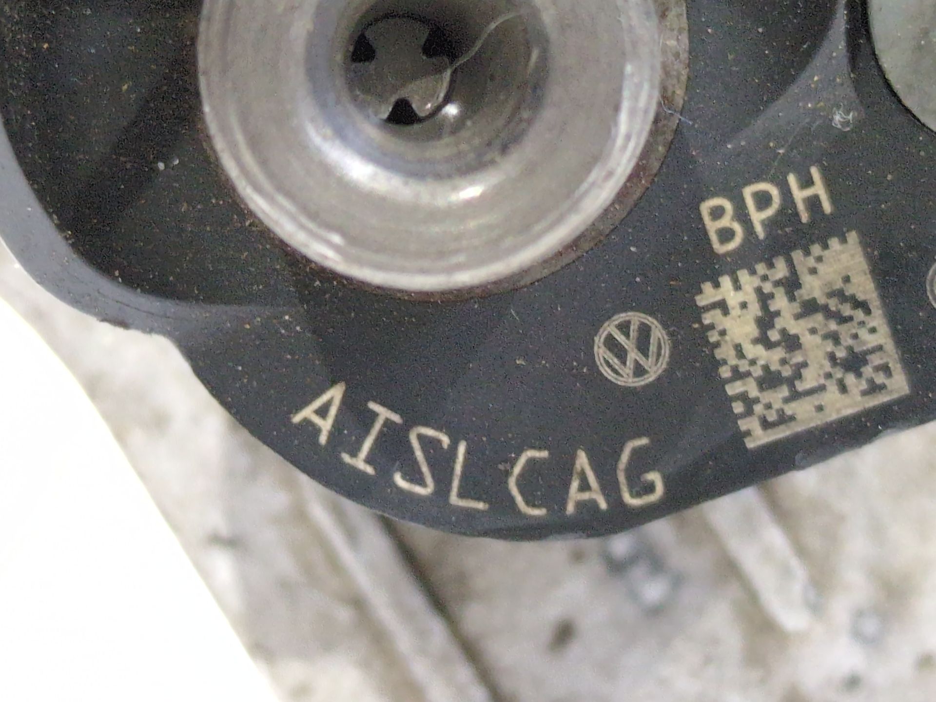 inyector_03l130277_03l_130_277_aislcag_volkswagen_passat_b6_3c2_2_0_tdi_16v