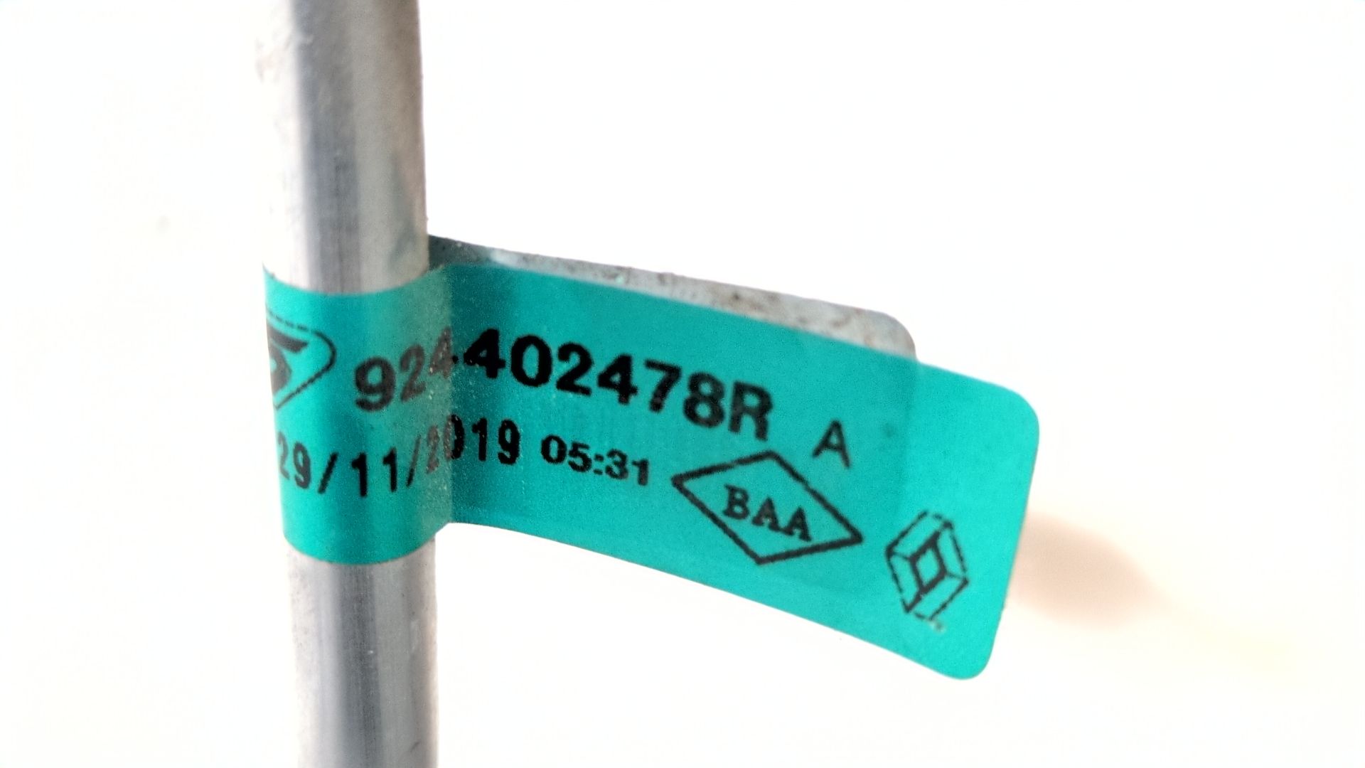 tubo_a_a_924402478r_renault_captur_ii_hf_tce_160_hfn1