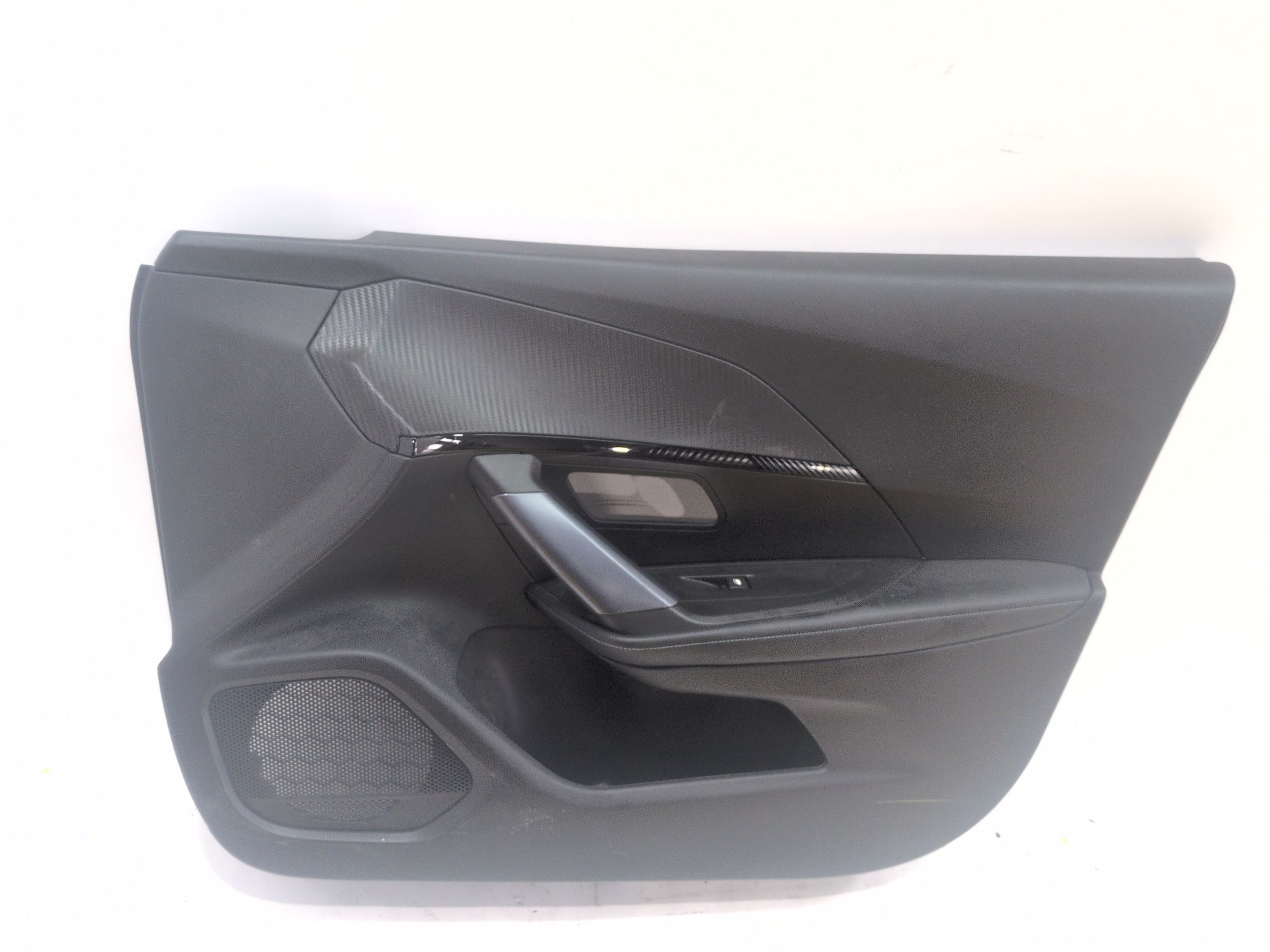 GUARNECIDO PUERTA DELANTERA DERECHA PEUGEOT 2008 II (UD_ US_ UY_ UJ_ UR_ UC_) 1.2 PURETECH 130