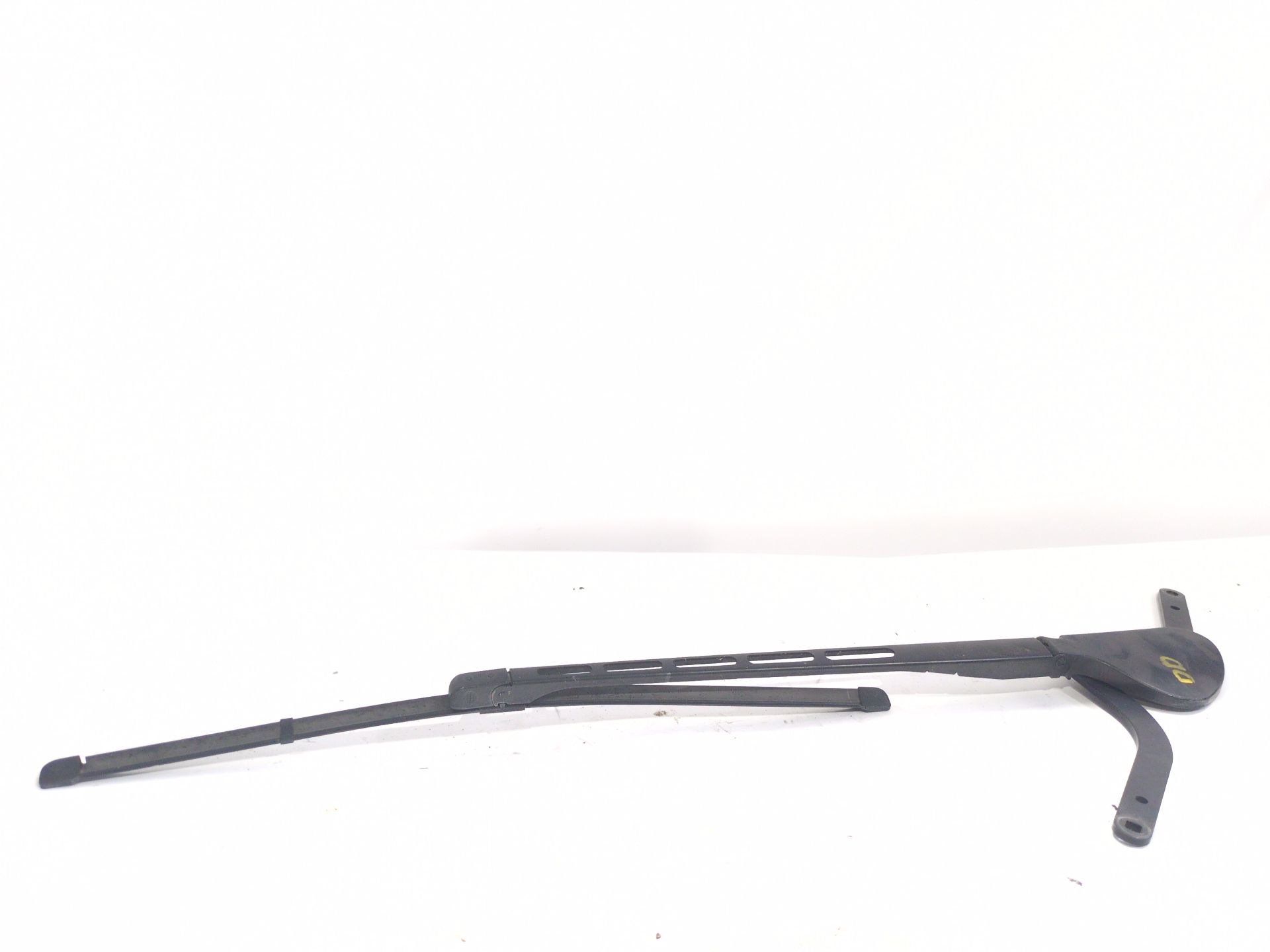 brazo_limpia_delantero_derecho_a2038202944_mercedes_benz_clase_c_w203_c_320_4_matic_203_084