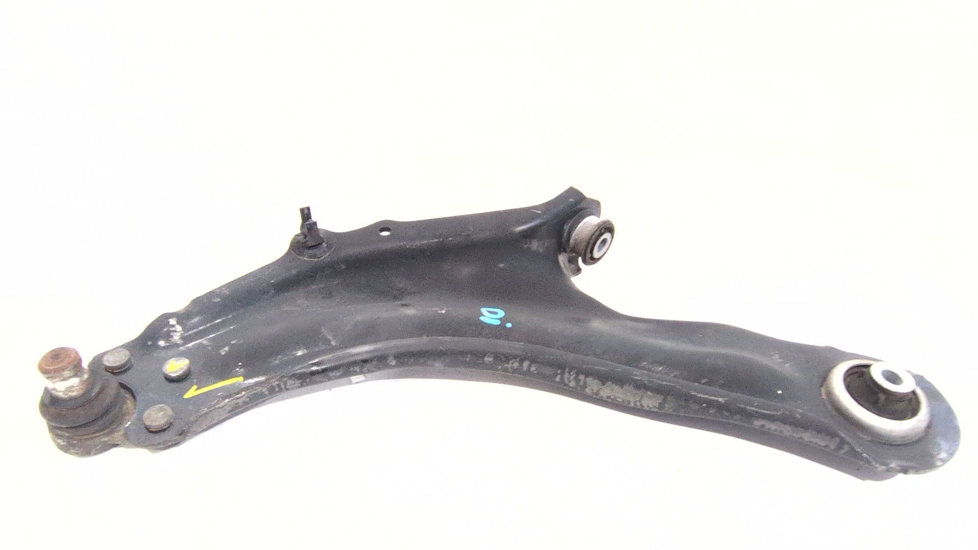 brazo_suspension_inferior_delantero_izquierdo_8200586561_renault_kangoo_express_fw0_1_1_5_dci_90_fw0g_fw05_fw08_fw11