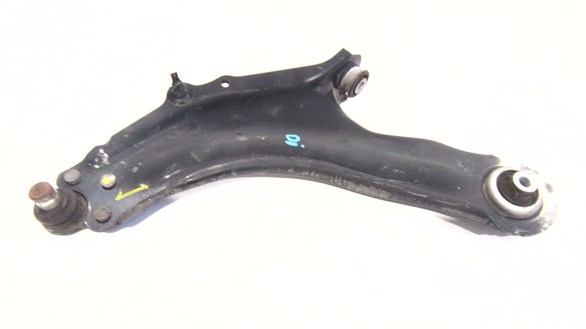brazo_suspension_inferior_delantero_izquierdo_8200586561_renault_kangoo_express_fw0_1_1_5_dci_90_fw0g_fw05_fw08_fw11