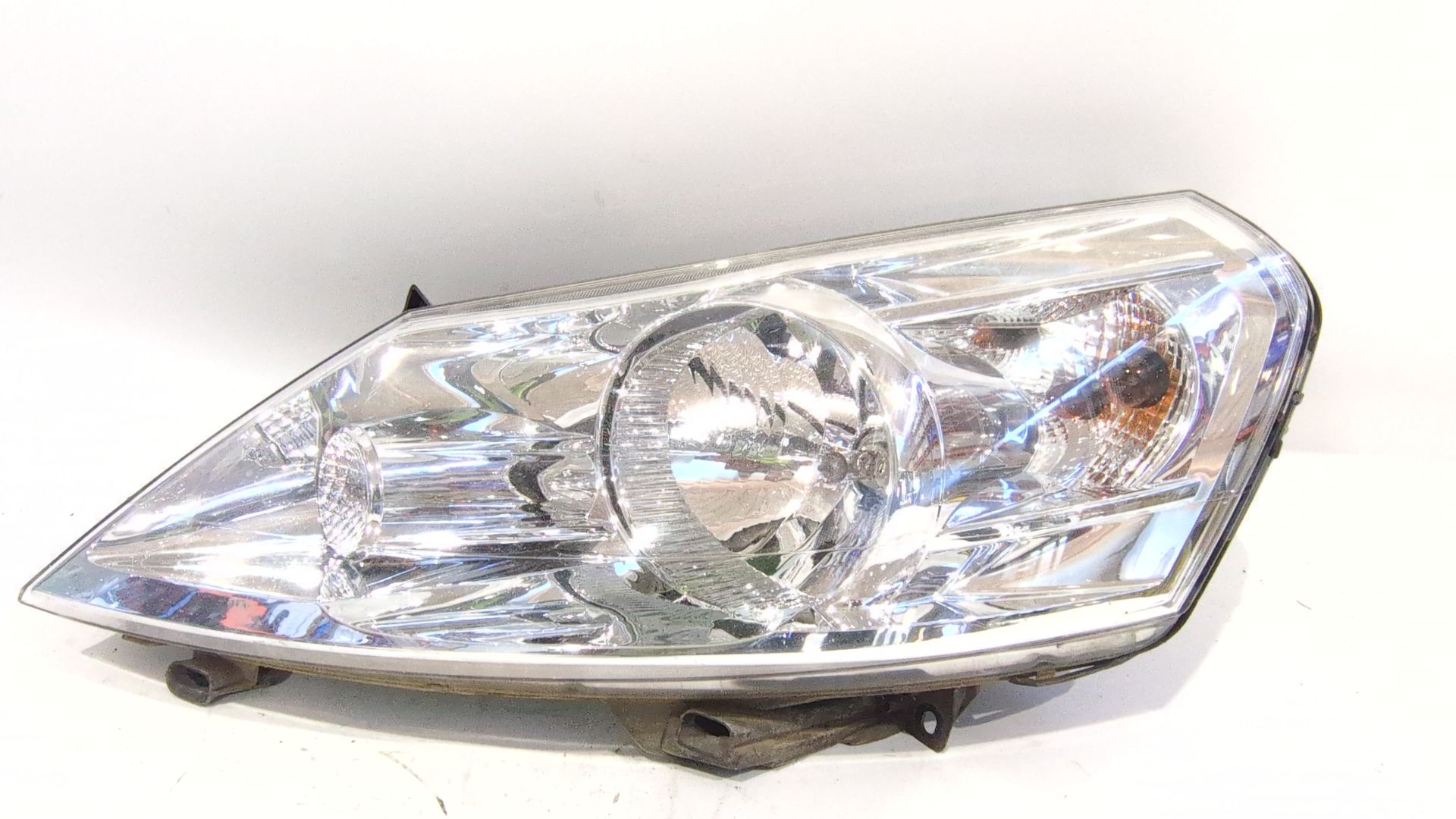 faro_izquierdo_89902605_fiat_scudo_furgoneta_270_272_2_0_d_multijet