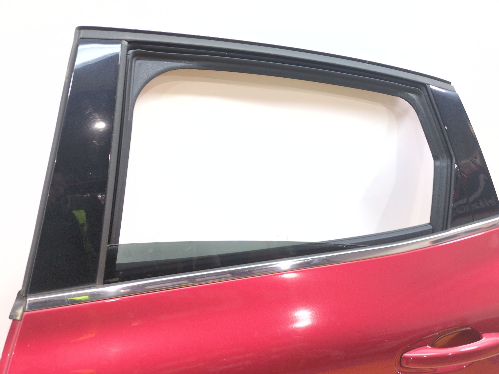 puerta_trasera_izquierda_821014757r_renault_arkana_i_lcm_ldn_1_3_tce_140_ldn0