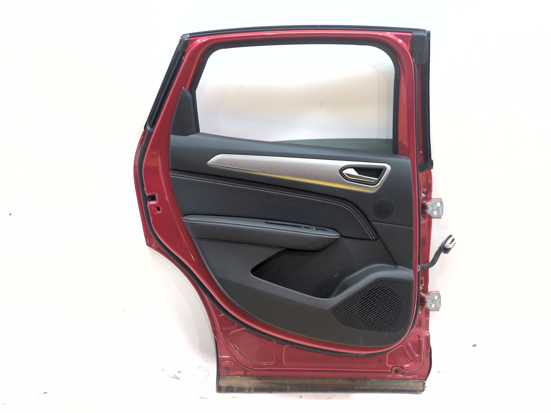 puerta_trasera_izquierda_821014757r_renault_arkana_i_lcm_ldn_1_3_tce_140_ldn0