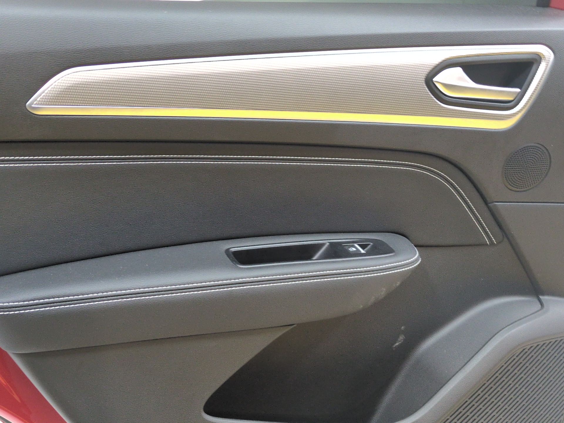 puerta_trasera_izquierda_821014757r_renault_arkana_i_lcm_ldn_1_3_tce_140_ldn0