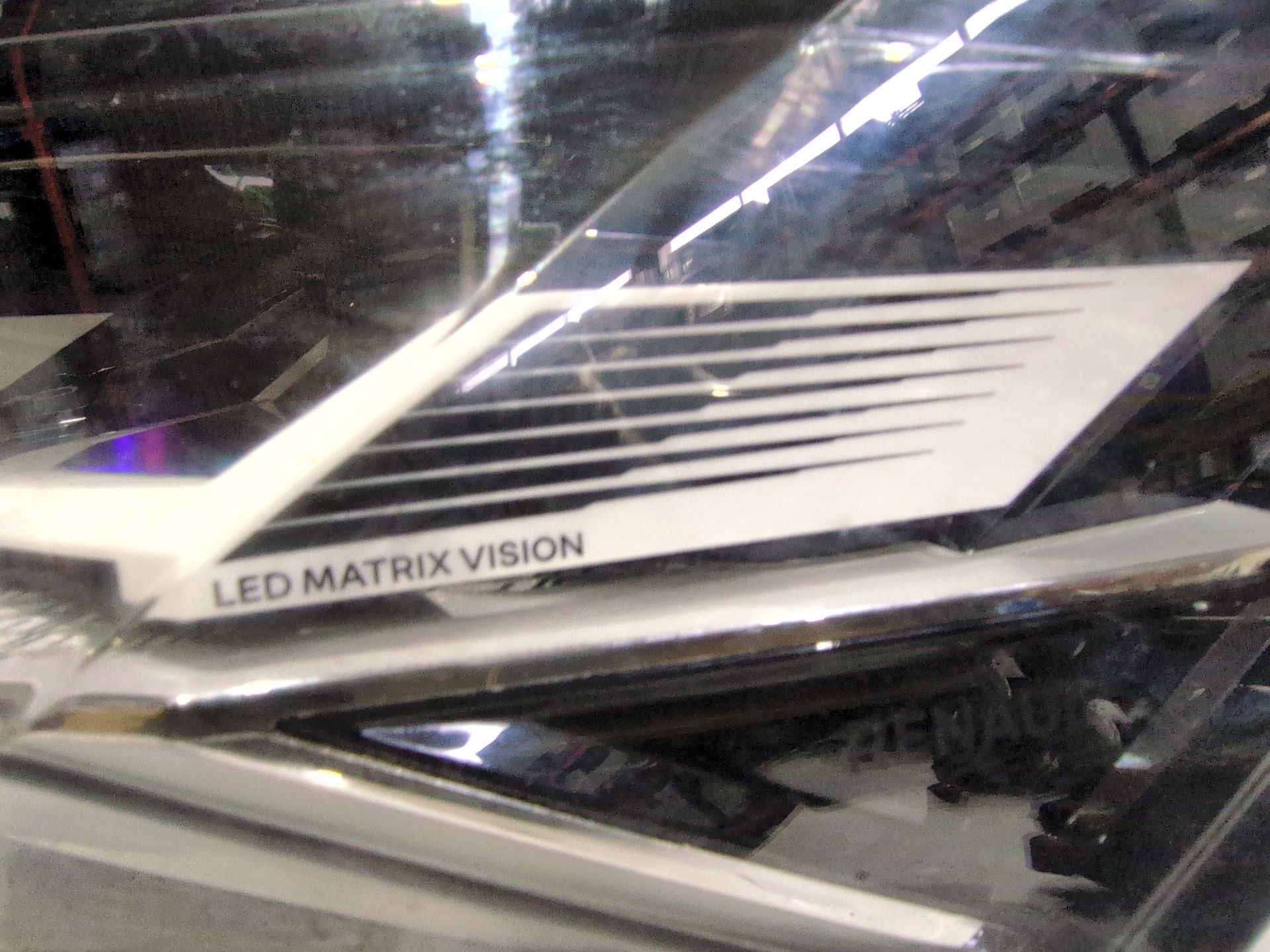 faro_izquierdo_260606163r_la9751001i_renault_rafale_dhn_rafale_dhn_full_hybrid_hev_hyb05