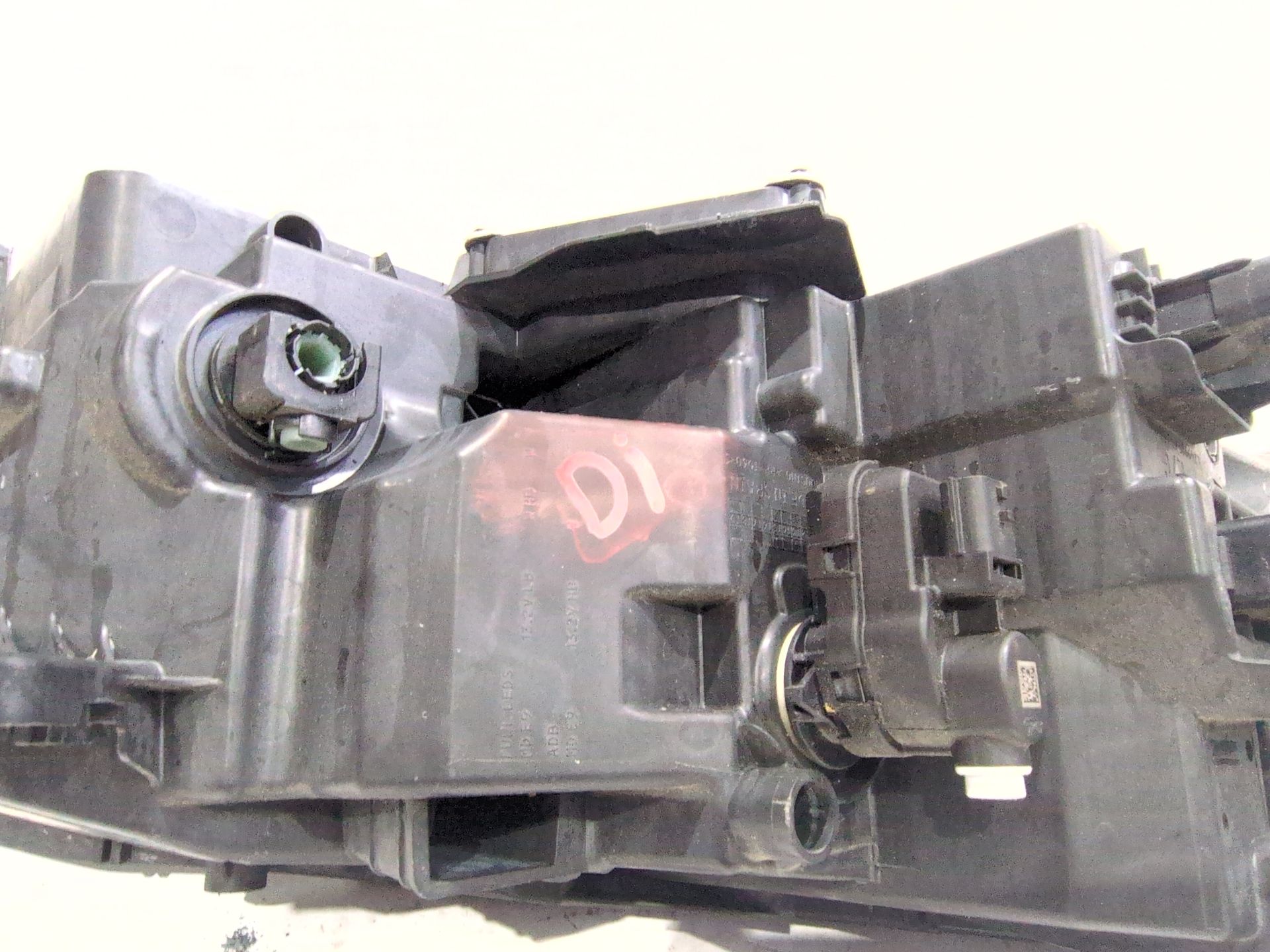 faro_izquierdo_260606163r_la9751001i_renault_rafale_dhn_rafale_dhn_full_hybrid_hev_hyb05