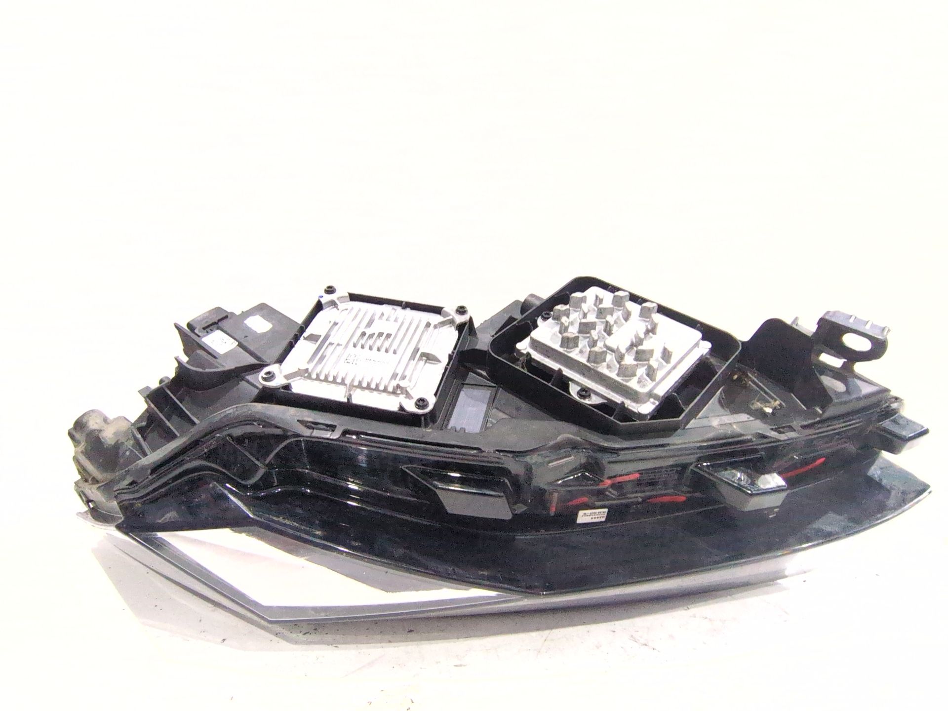 faro_izquierdo_260606163r_la9751001i_renault_rafale_dhn_rafale_dhn_full_hybrid_hev_hyb05