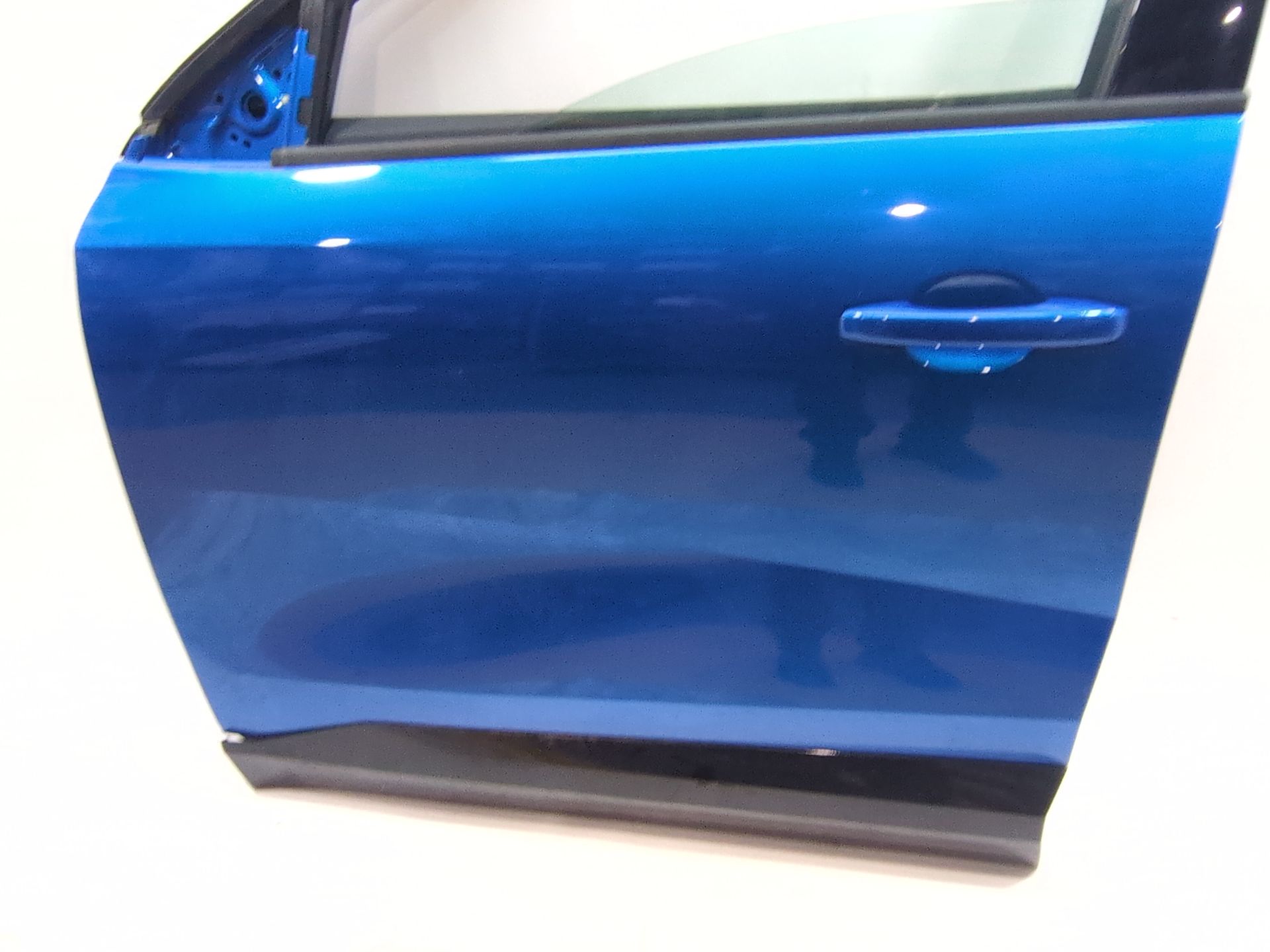 puerta_delantera_izquierda_801011342r_main_color_blue_alpine_2_ptrrk_renault_rafale_dhn_rafale_dhn_full_hybrid_hev_hyb05