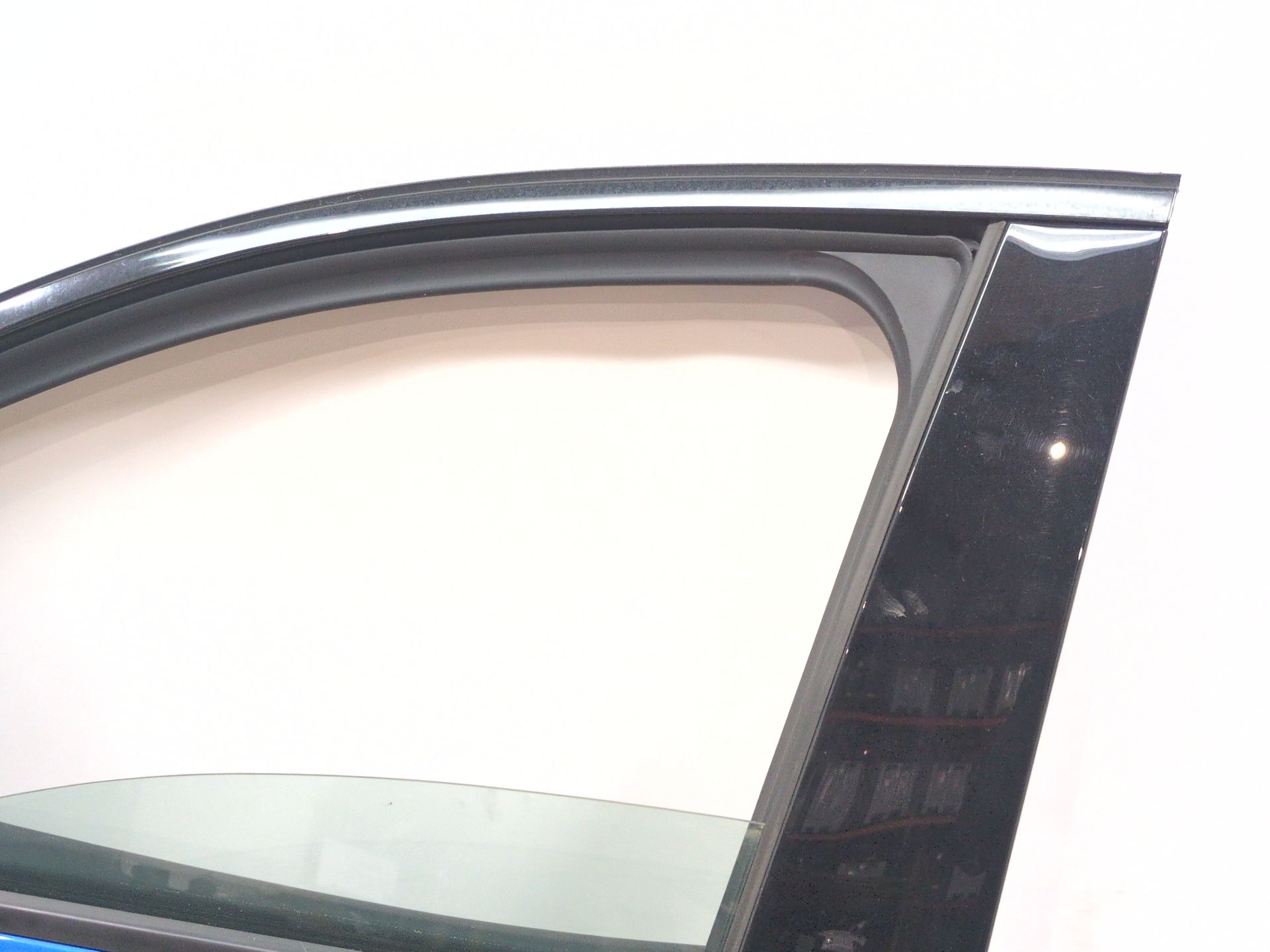 puerta_delantera_izquierda_801011342r_main_color_blue_alpine_2_ptrrk_renault_rafale_dhn_rafale_dhn_full_hybrid_hev_hyb05