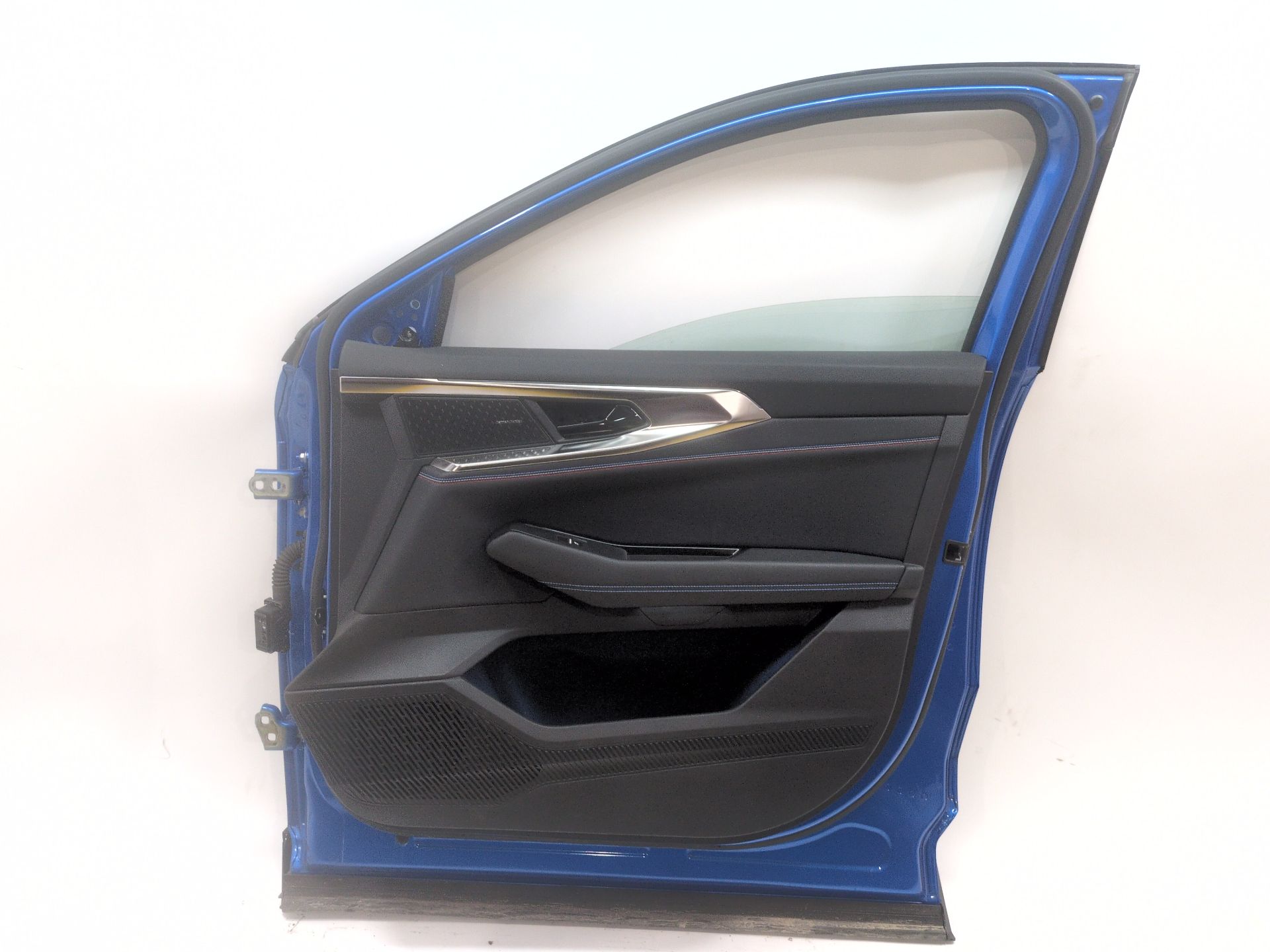 puerta_delantera_derecha_801007727r_main_color_blue_alpine_2_ptrrk_renault_rafale_dhn_rafale_dhn_full_hybrid_hev_hyb05