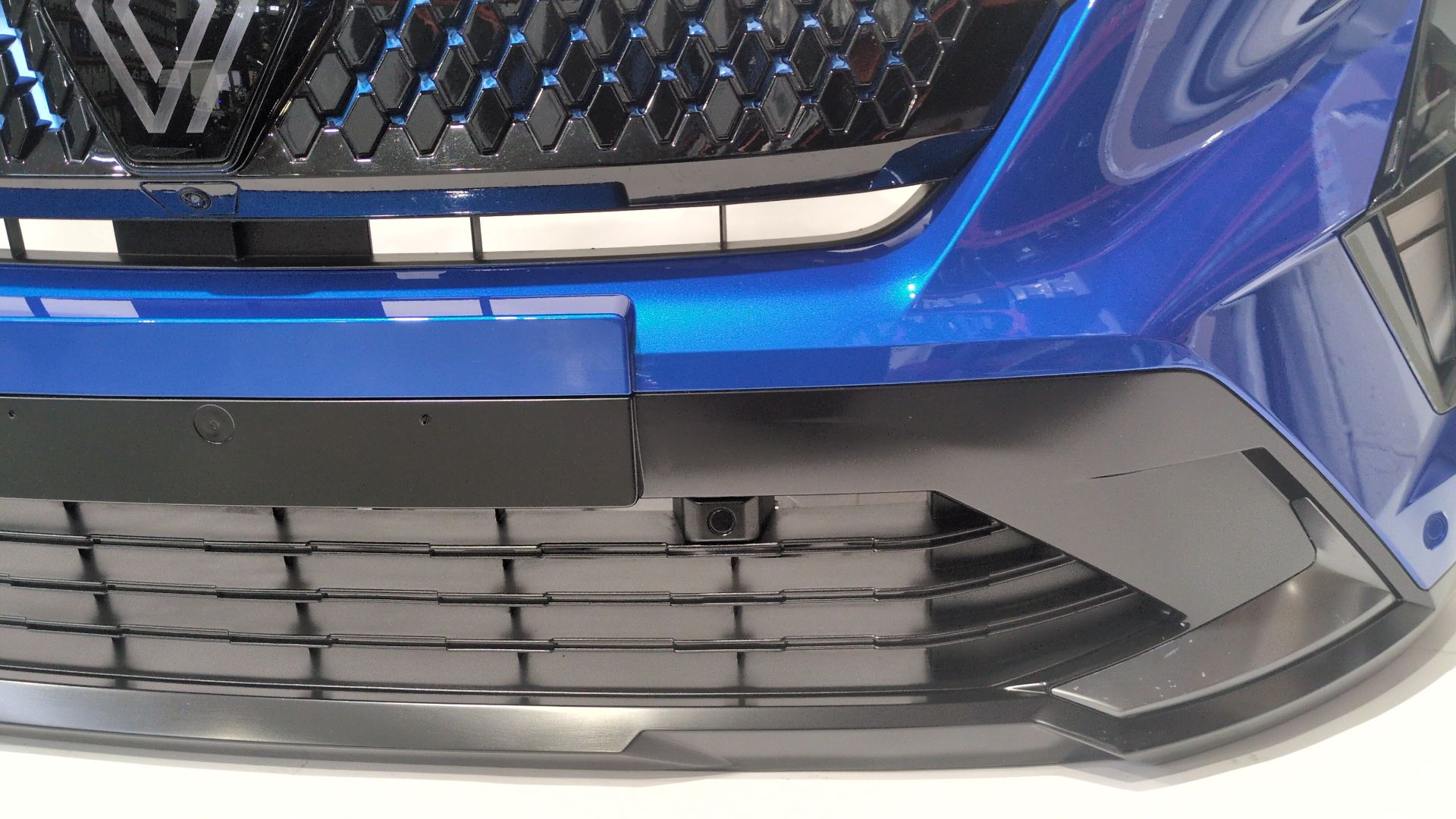 paragolpes_delantero_62010r764r_638446676r_renault_rafale_dhn_rafale_dhn_full_hybrid_hev_hyb05