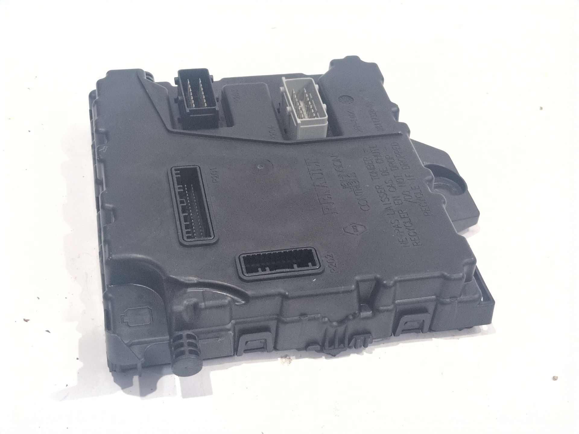 bcm_284b18572r_renault_master_iii_furgoneta_fv_2_3_dci_145_rwd_fv0e_fv0f_fv0t_fv10_fv12