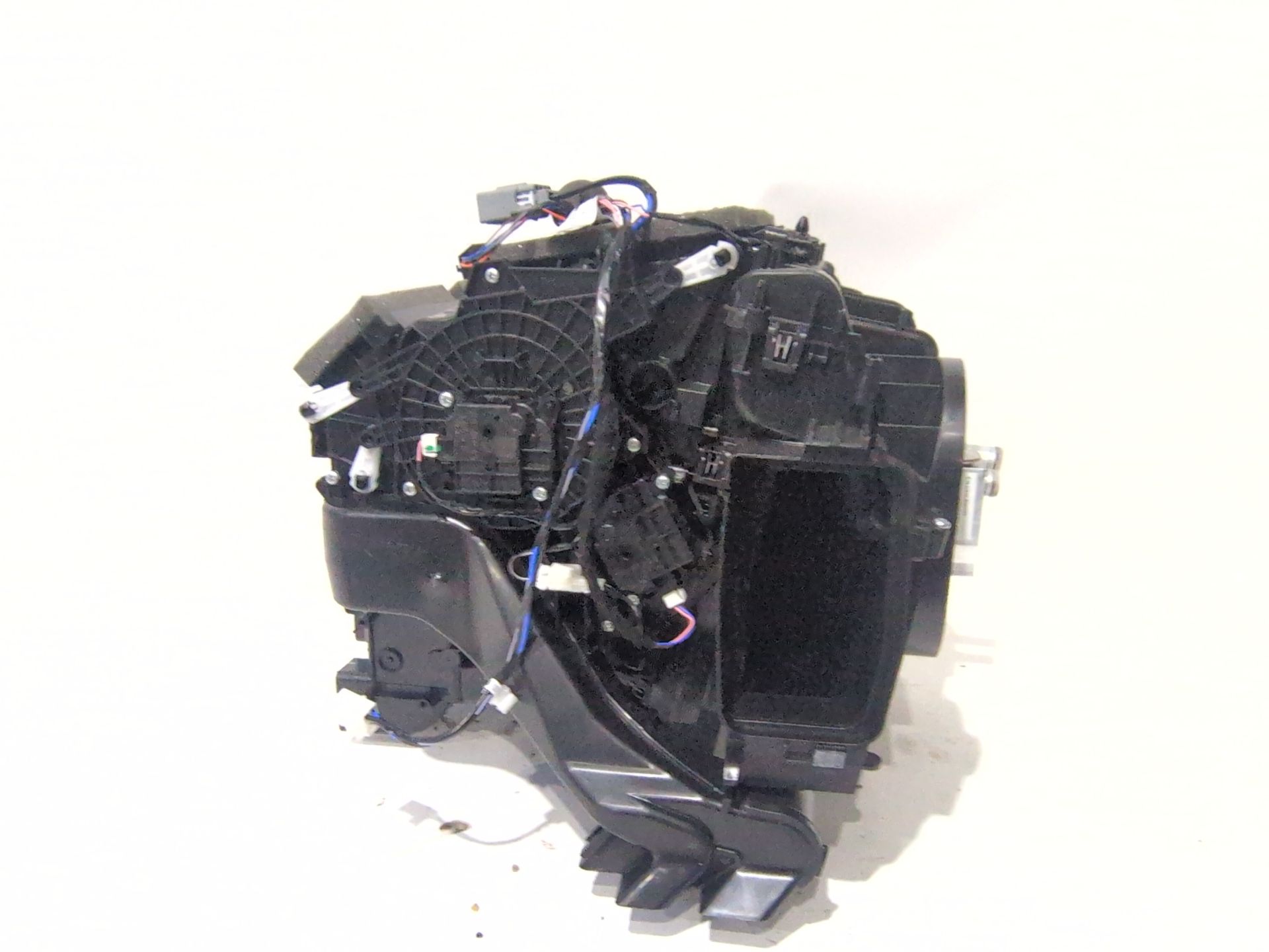 calefaccion_entera_normal_27210g144a_h231001195_renault_rafale_dhn_rafale_dhn_full_hybrid_hev_hyb05