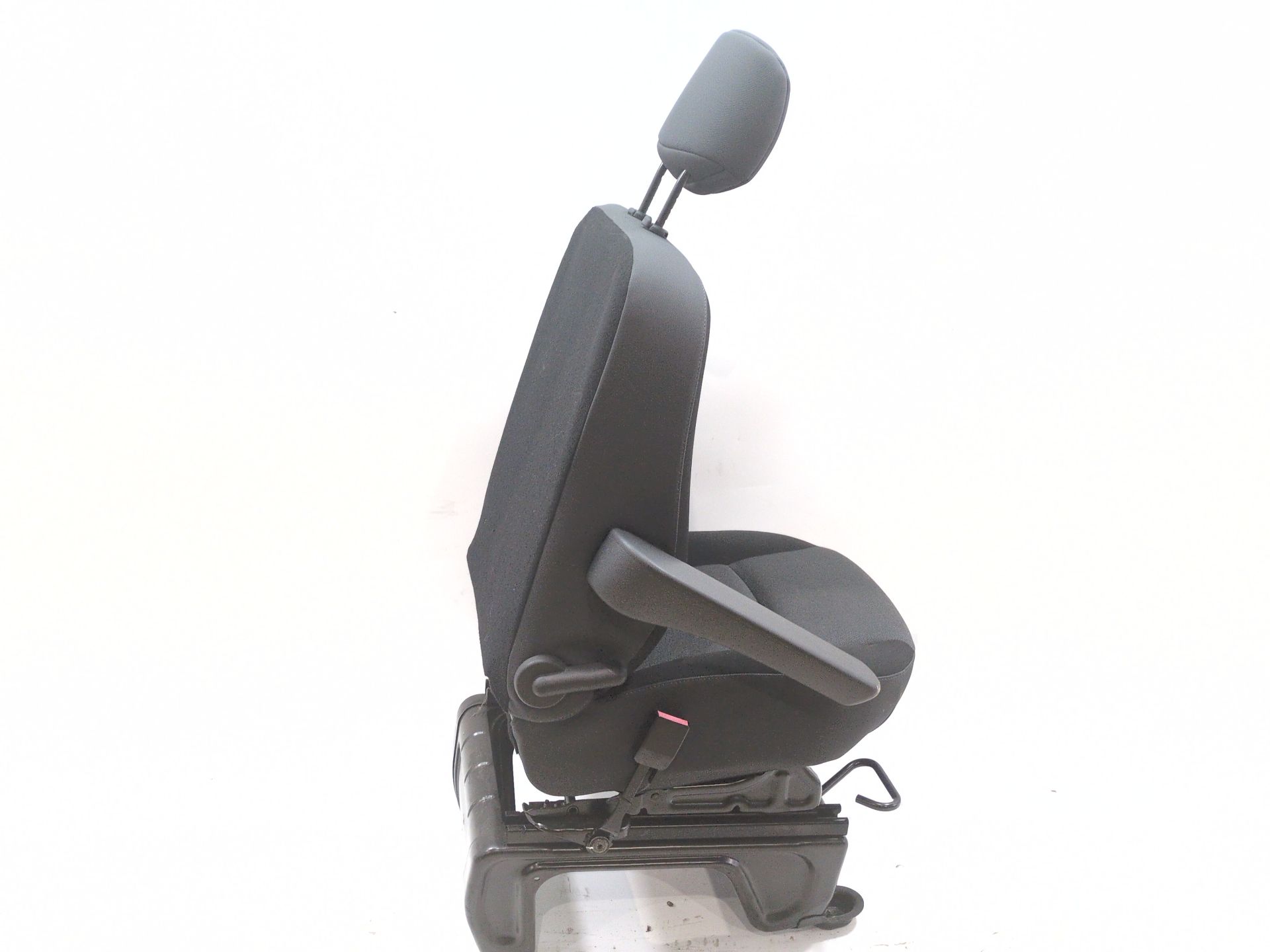 asiento_delantero_izquierdo_873707908r_renault_master_iii_furgoneta_fv_2_3_dci_145_rwd_fv0e_fv0f_fv0t_fv10_fv12