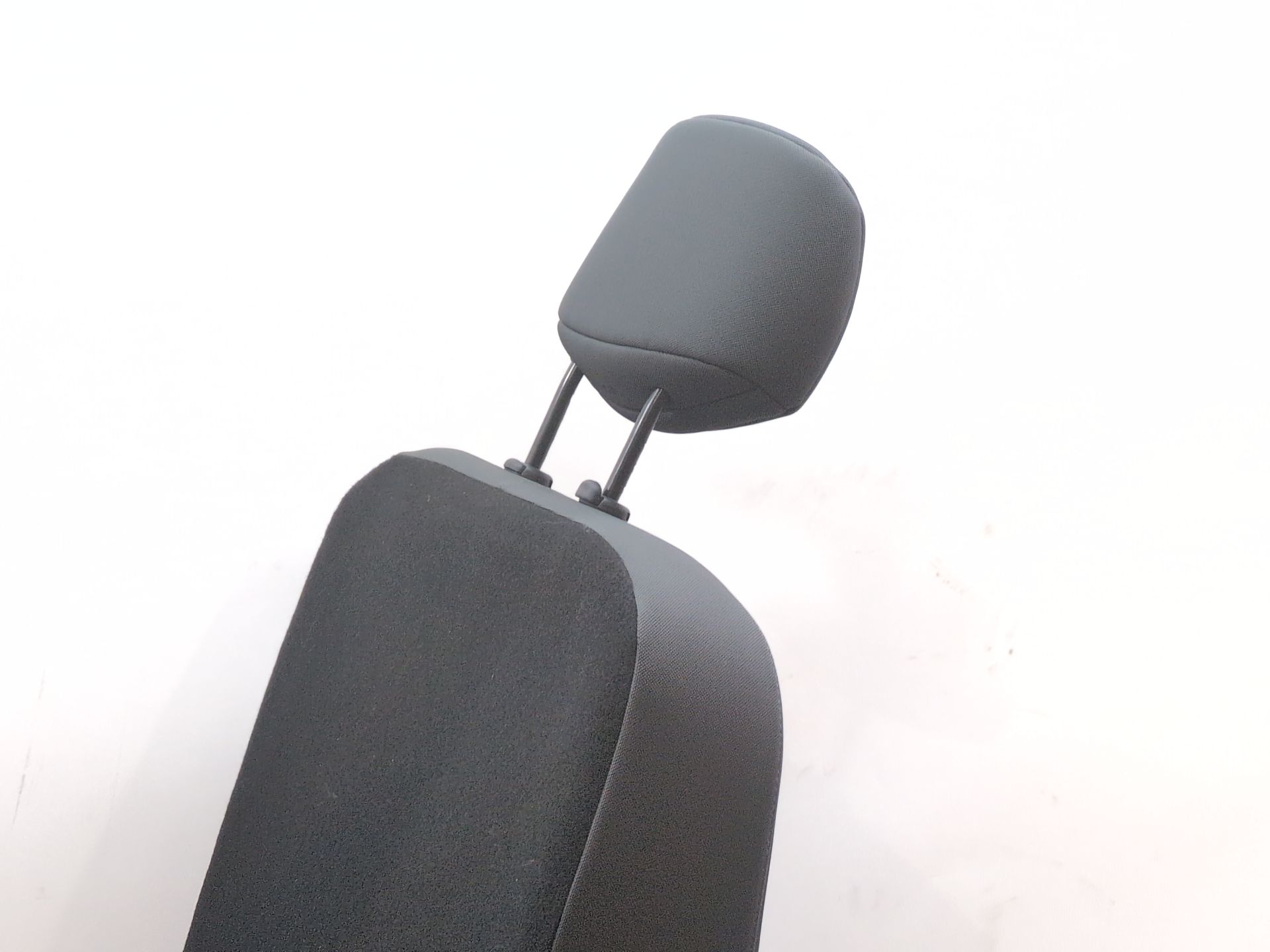 asiento_delantero_izquierdo_873707908r_renault_master_iii_furgoneta_fv_2_3_dci_145_rwd_fv0e_fv0f_fv0t_fv10_fv12