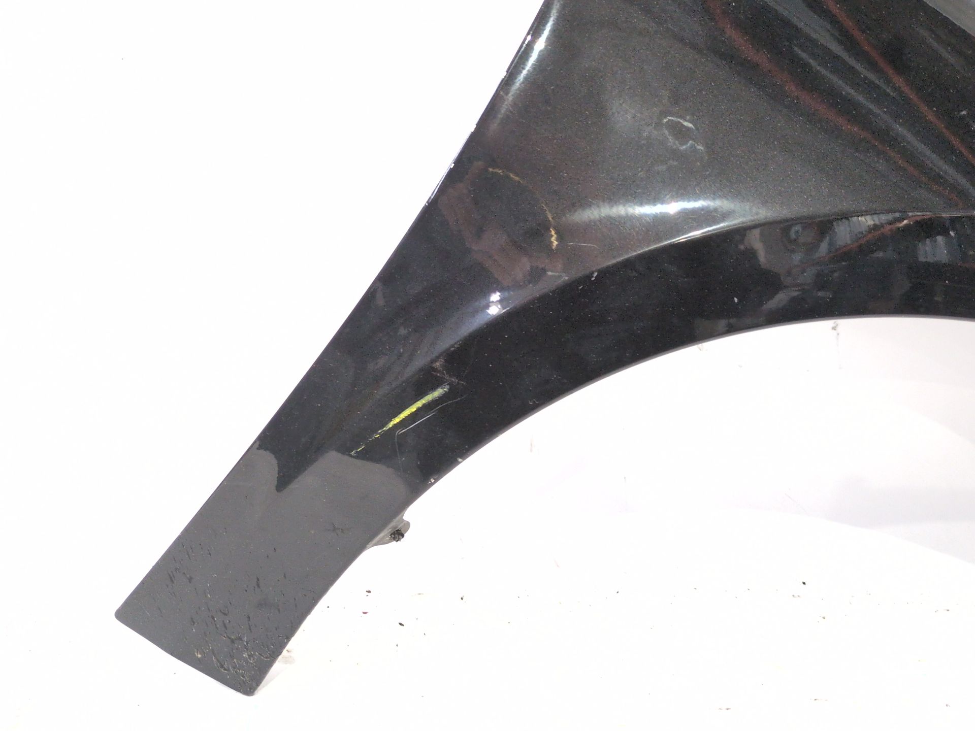 aleta_delantera_derecha_631000032r_renault_laguna_iii_bt0_1_2_0_dci_bt01_bt08_bt09_bt0e_bt0k_bt12_bt1c_bt1d