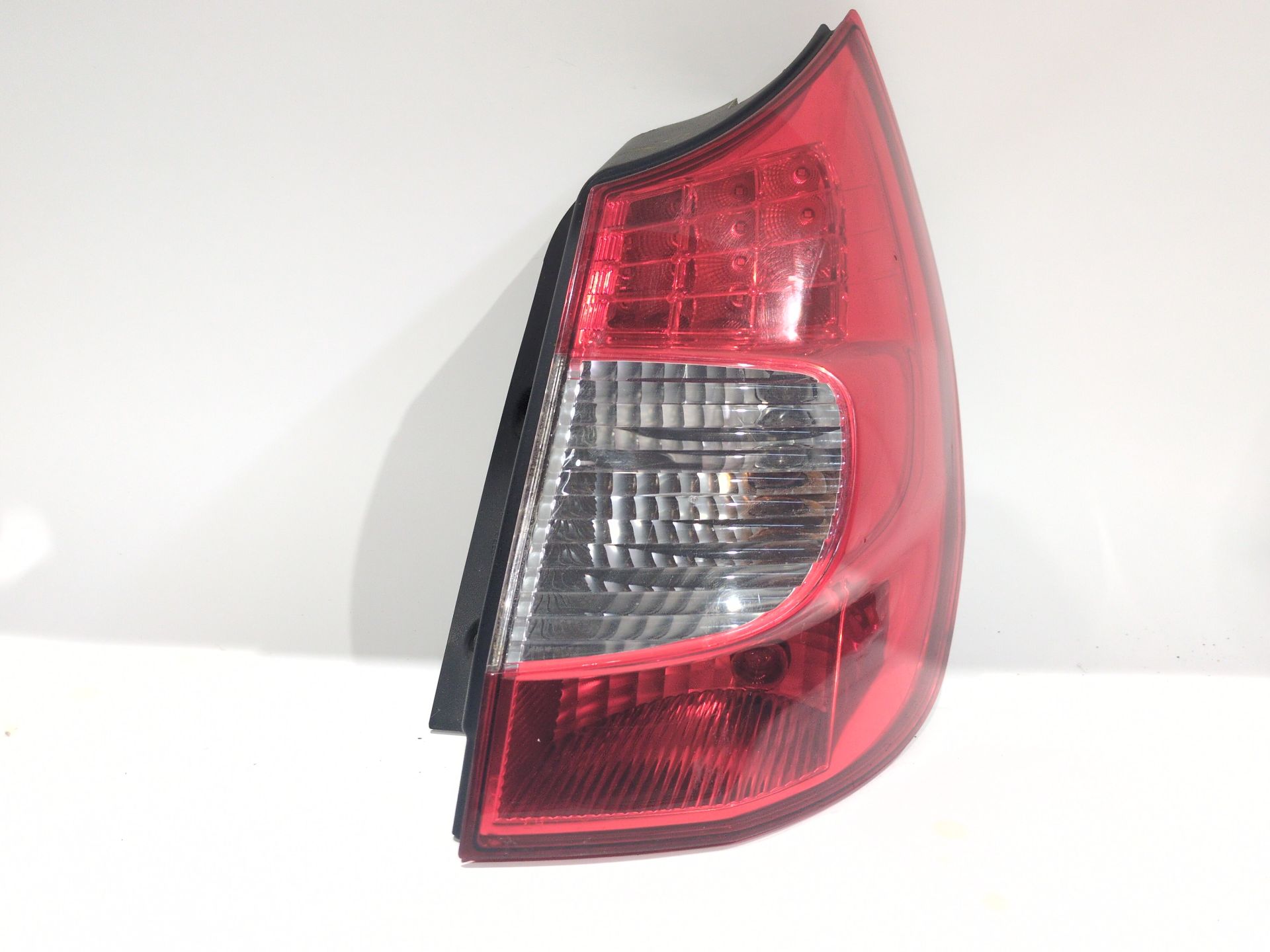 piloto_trasero_derecho_8200474327_renault_scenic_ii_jm0_1_1_9_dci_jm14