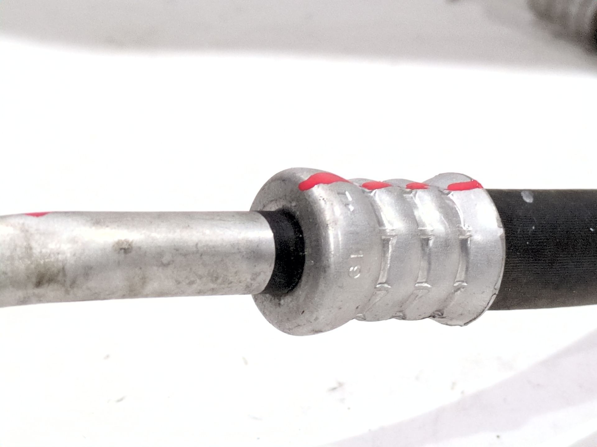 tubo_a_a_7t064_toyota_rav_4_iv_a4_2_5_hybrid_ava42