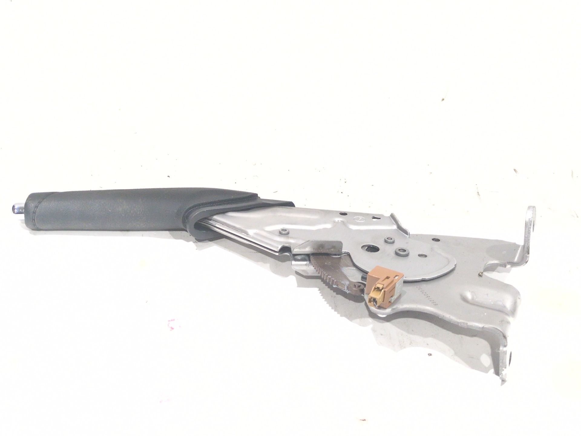 palanca_freno_de_mano_6921b0253c_toyota_rav_4_iv_a4_2_5_hybrid_ava42