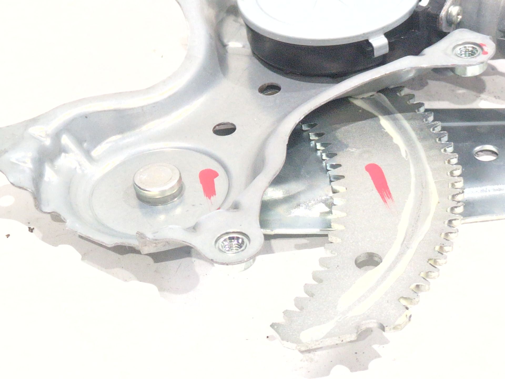 elevalunas_trasero_izquierdo_6980442050_toyota_rav_4_iv_a4_2_5_hybrid_ava42