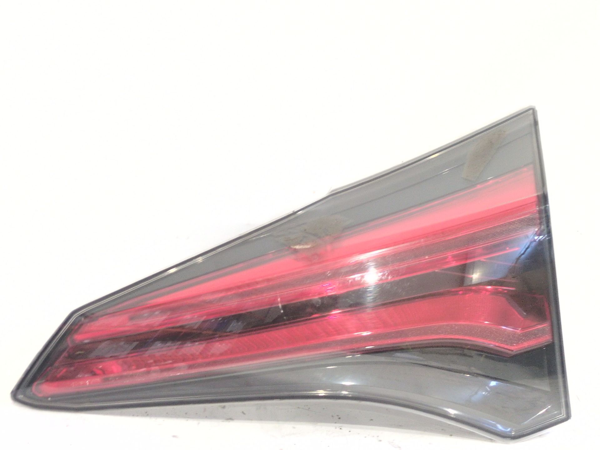 piloto_trasero_derecho_interior_8158042031_toyota_rav_4_iv_a4_2_5_hybrid_ava42