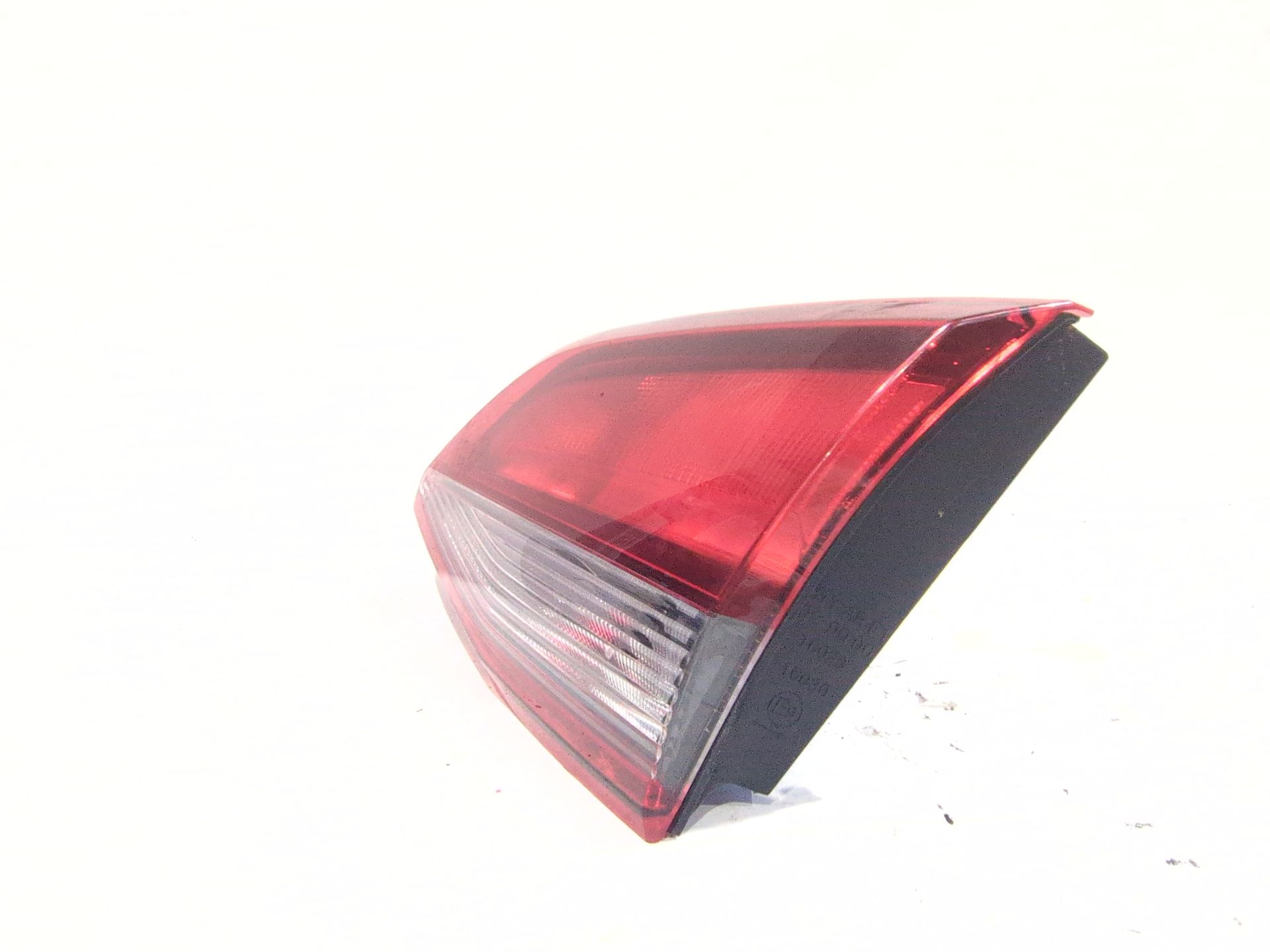 piloto_trasero_derecho_interior_39077379_368158932_opel_astra_k_sports_tourer_b16_1_6_cdti_35