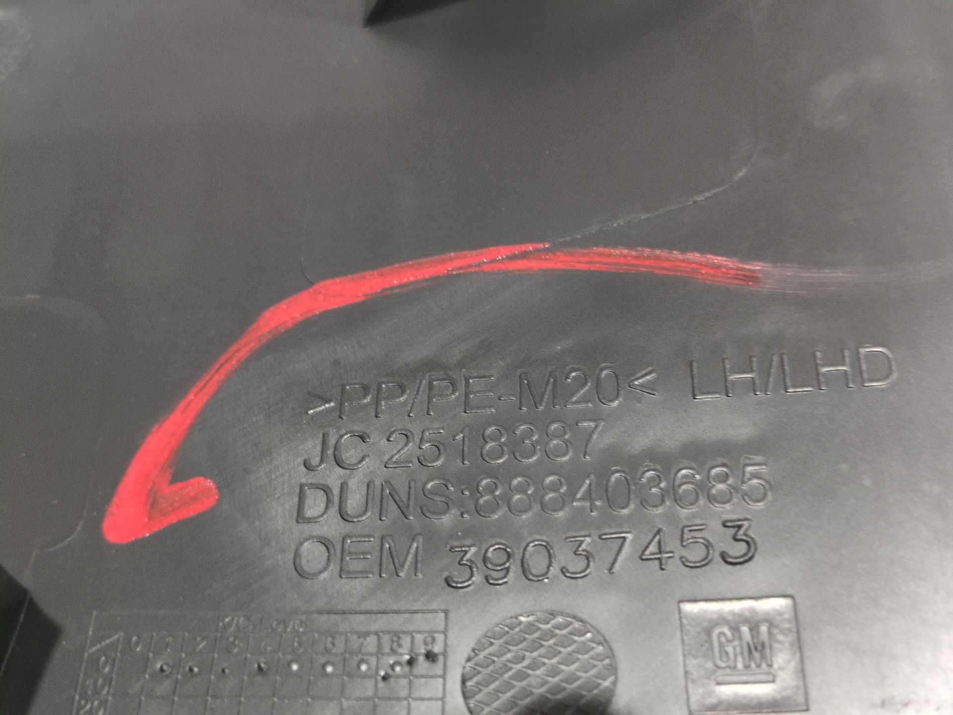 molduras_delanteras_39037453_opel_astra_k_sports_tourer_b16_1_6_cdti_35