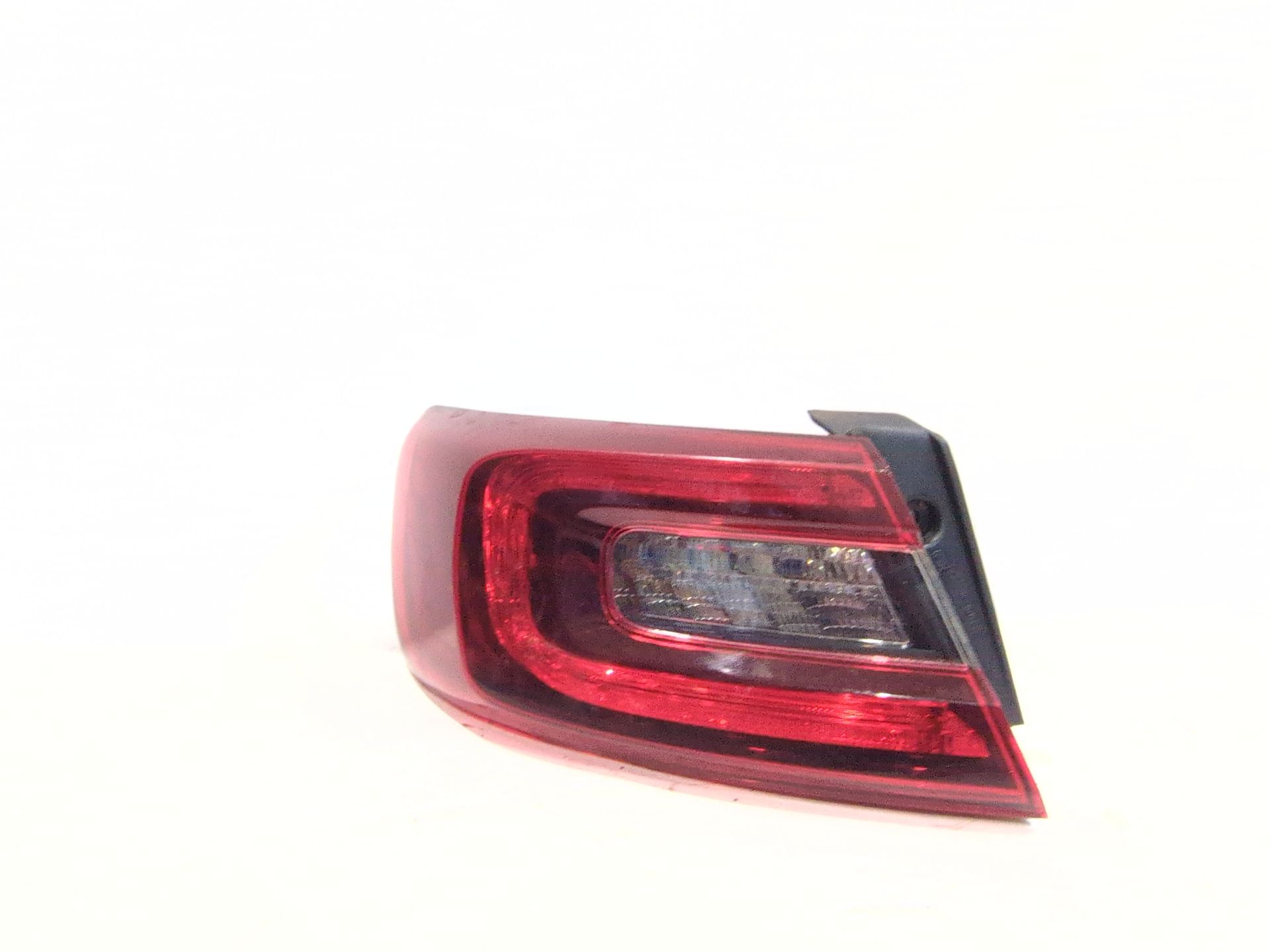 piloto_trasero_izquierdo_exterior_265554267r_renault_talisman_lp_1_7_blue_dci_150_lpa8