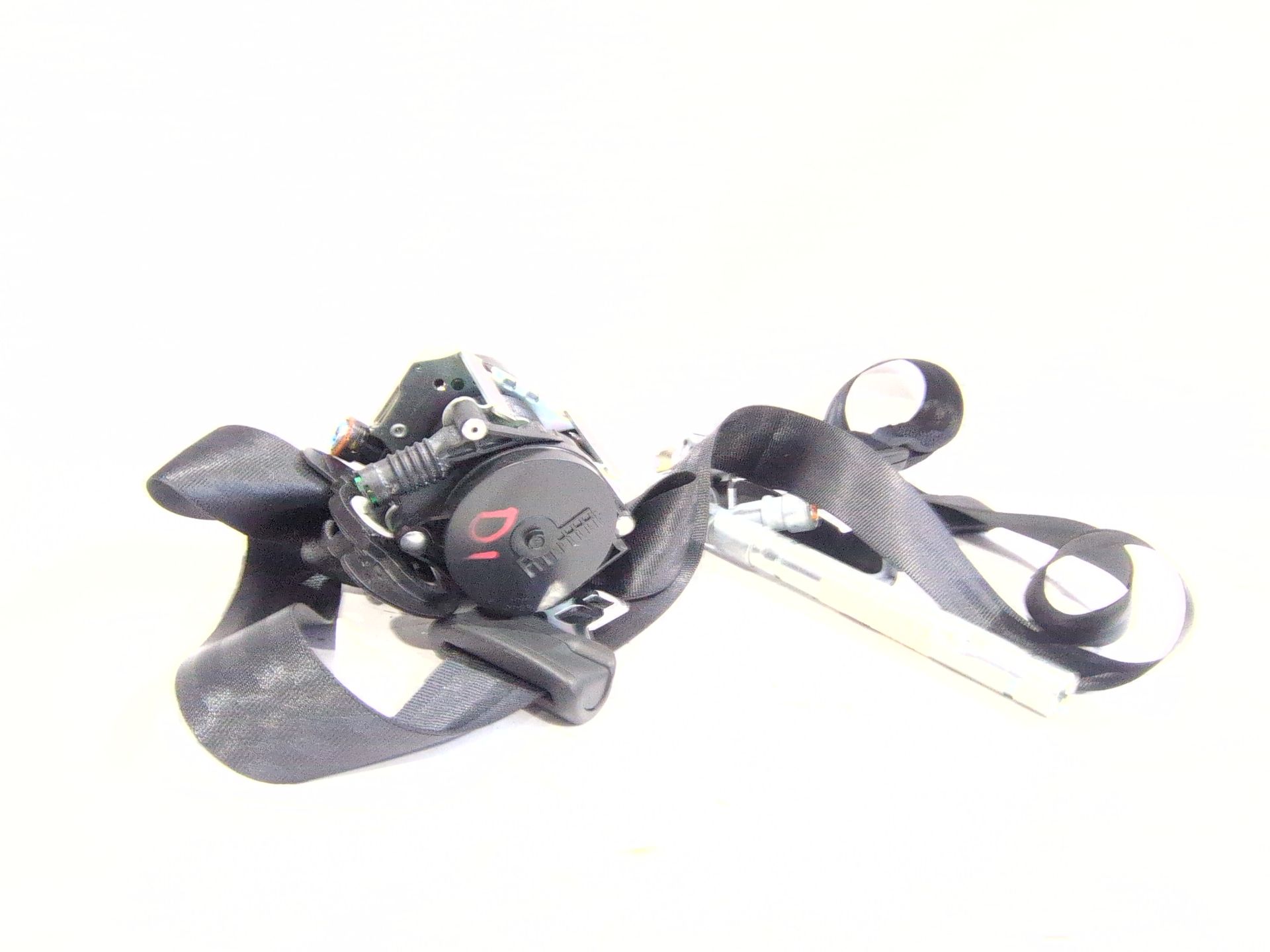 cinturon_seguridad_delantero_izquierdo_635421100b_renault_talisman_lp_1_7_blue_dci_150_lpa8