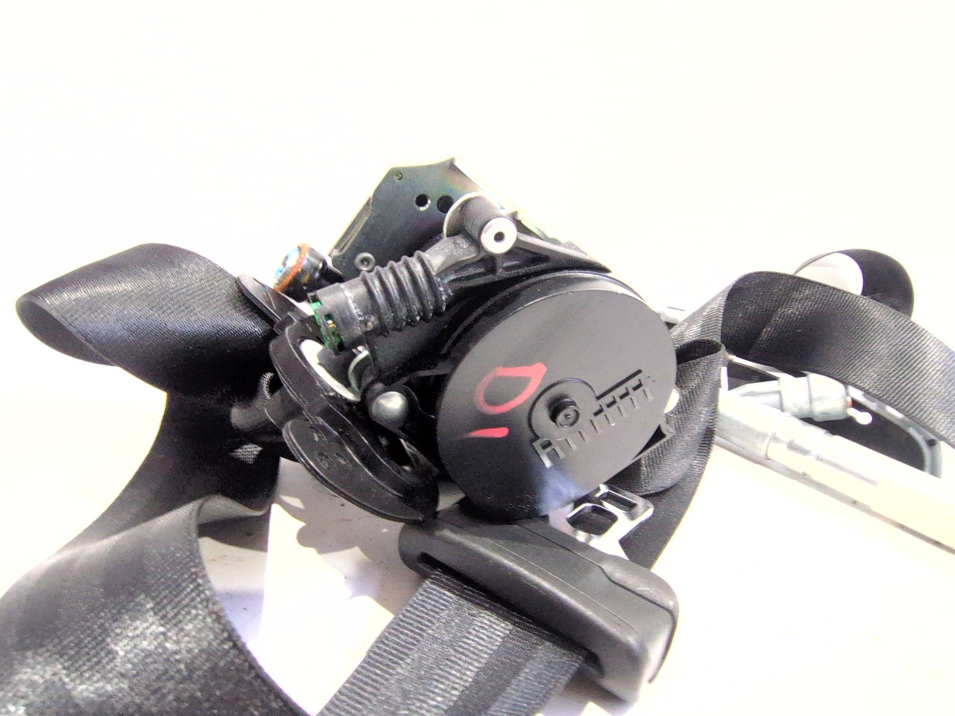 cinturon_seguridad_delantero_izquierdo_635421100b_renault_talisman_lp_1_7_blue_dci_150_lpa8