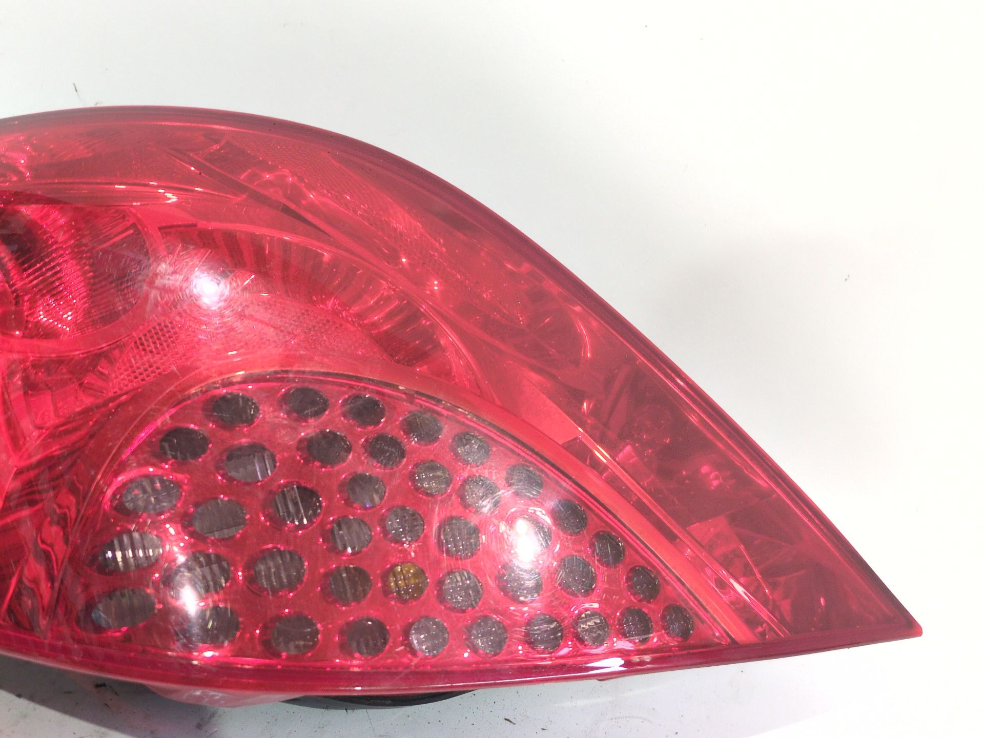 piloto_trasero_izquierdo_9649986680_peugeot_207_207_wa_wc_1_4_hdi