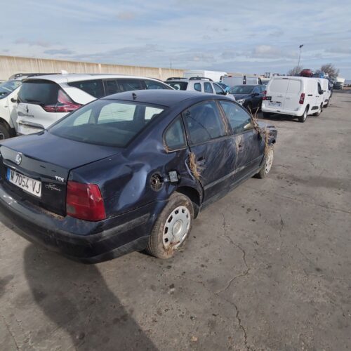 VOLKSWAGEN PASSAT B5 (3B2)