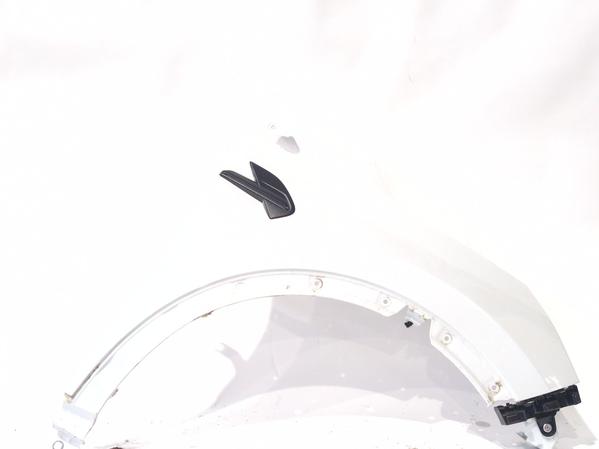 aleta_delantera_derecha_631009055r_renault_symbioz_djb_symbioz_djb