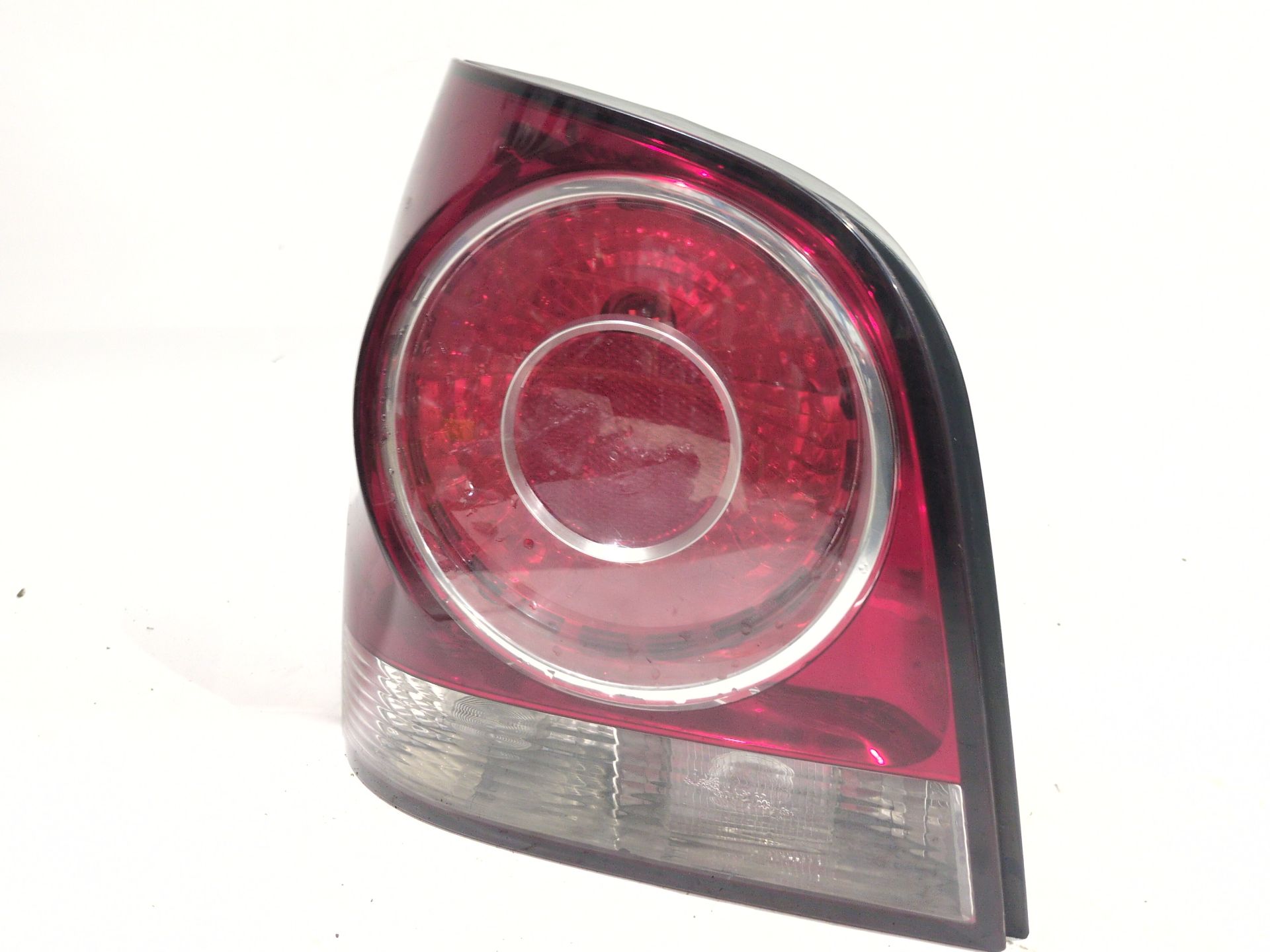 piloto_trasero_izquierdo_6q6945095ab_6q6_945_095_ab_965347_volkswagen_polo_iv_9n_9a_1_4_16v