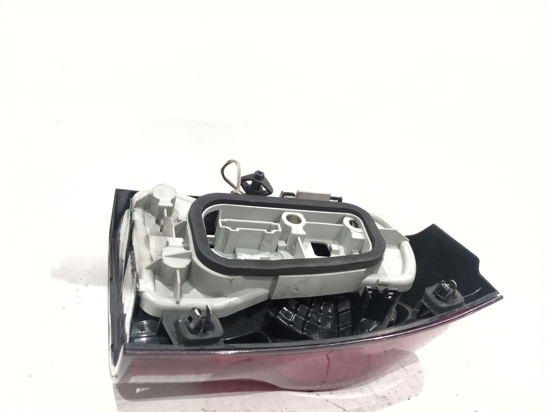 piloto_trasero_izquierdo_6q6945095ab_6q6_945_095_ab_965347_volkswagen_polo_iv_9n_9a_1_4_16v