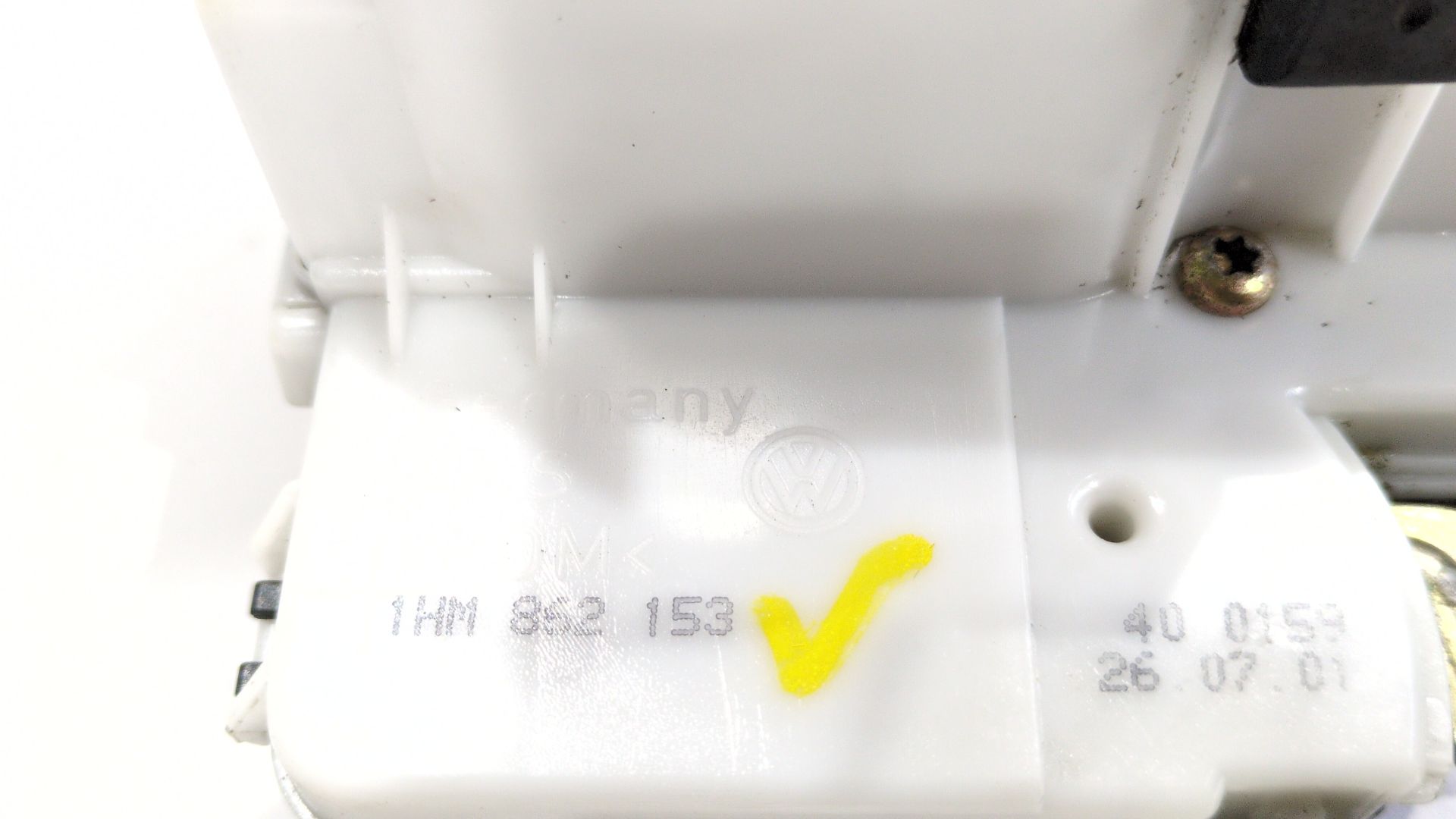 cerradura_puerta_delantera_izquierda_1hm862153_volkswagen_polo_6n2_1_9_sdi