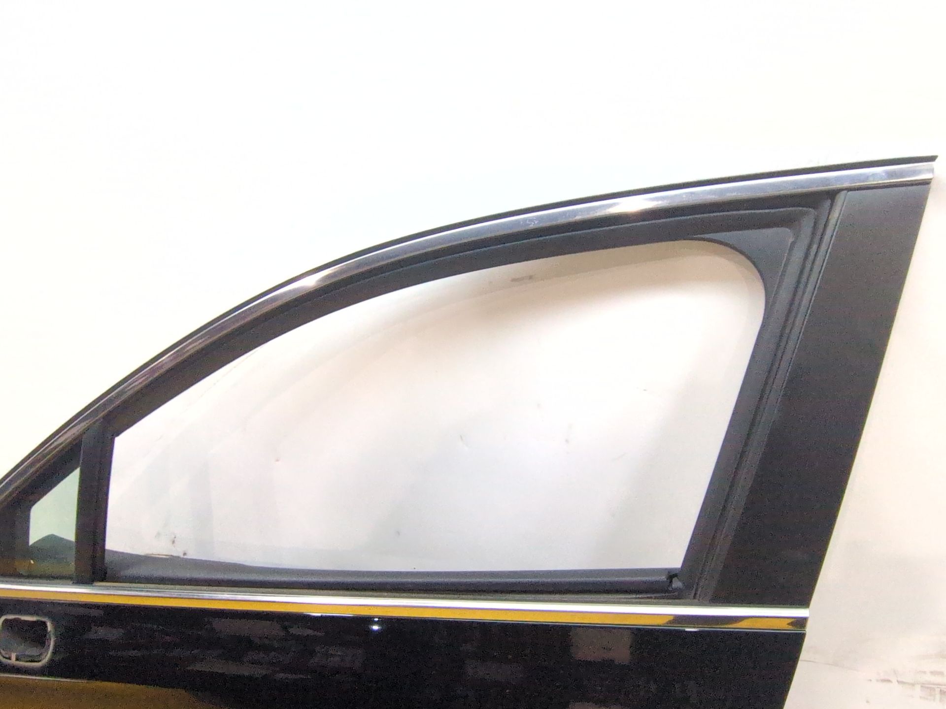 puerta_delantera_izquierda_801016156r_tegne_black_renault_clio_v_b7_1_6_e_tech_145_b7mu