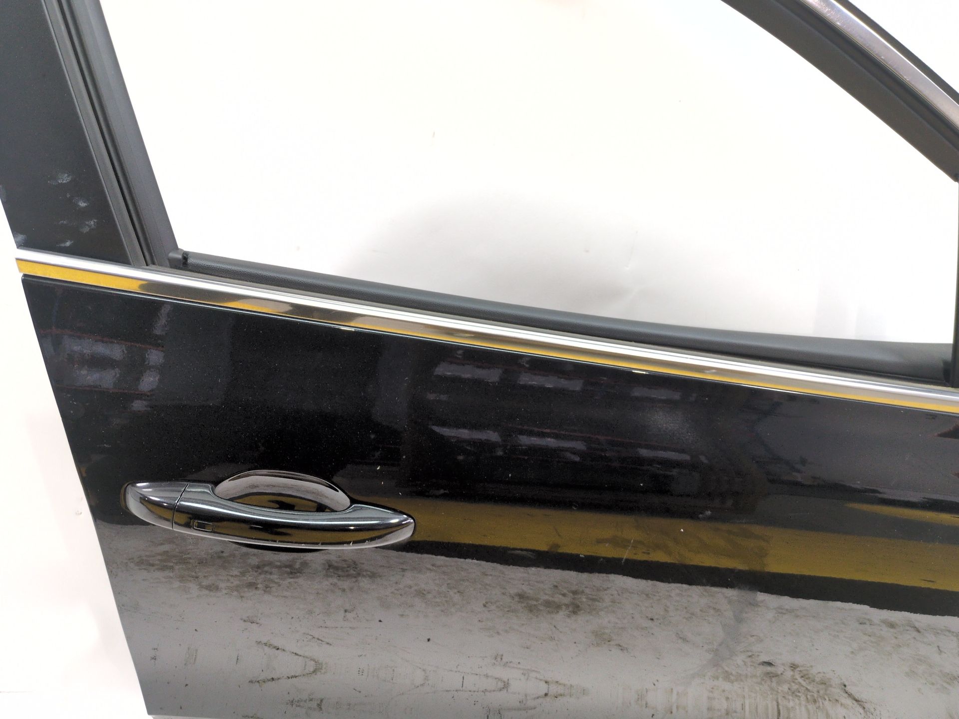 puerta_delantera_derecha_801016156r_tegne_black_renault_clio_v_b7_1_6_e_tech_145_b7mu