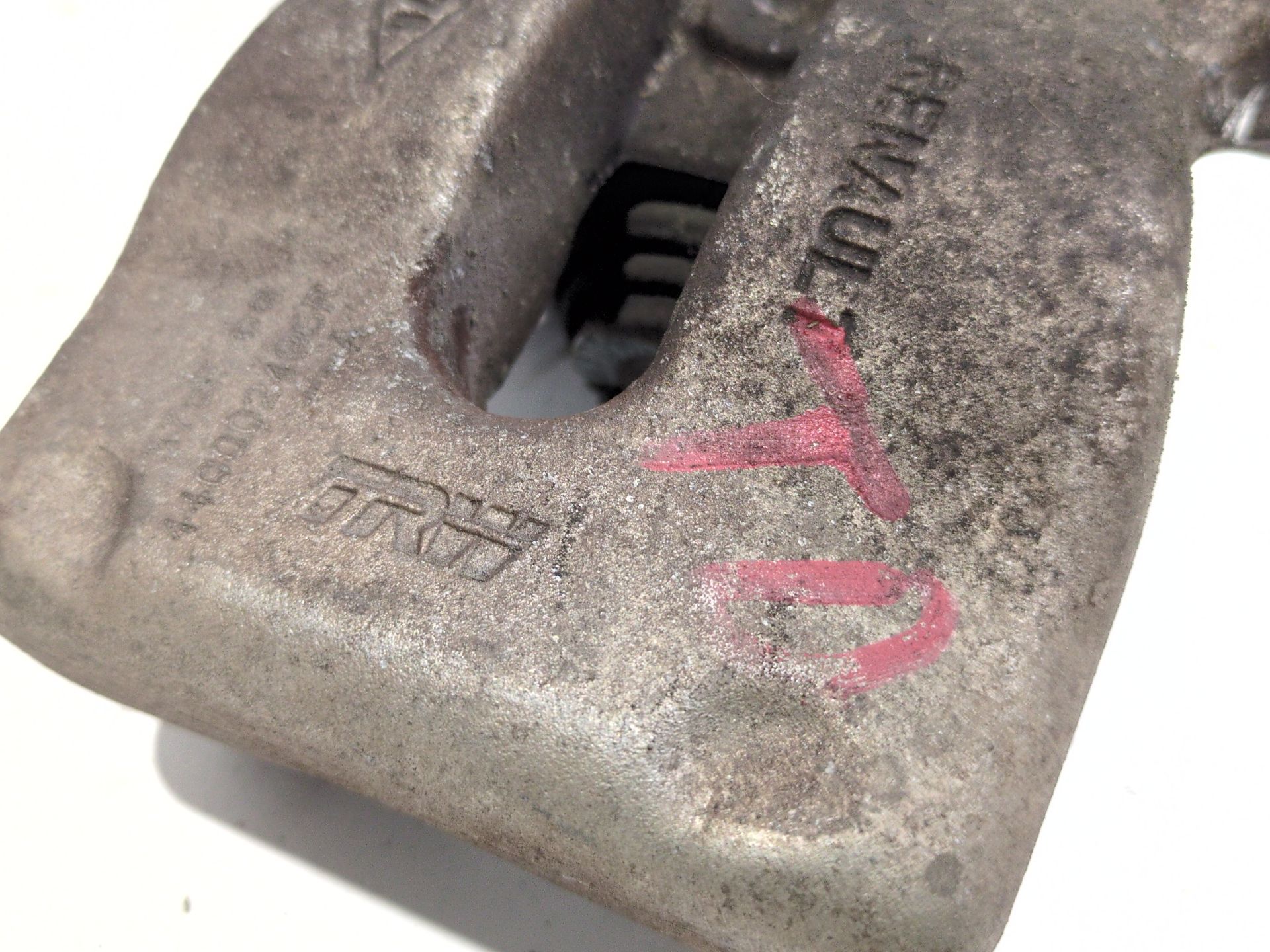 pinza_freno_trasera_derecha_440002496r_renault_clio_v_b7_1_6_e_tech_145_b7mu