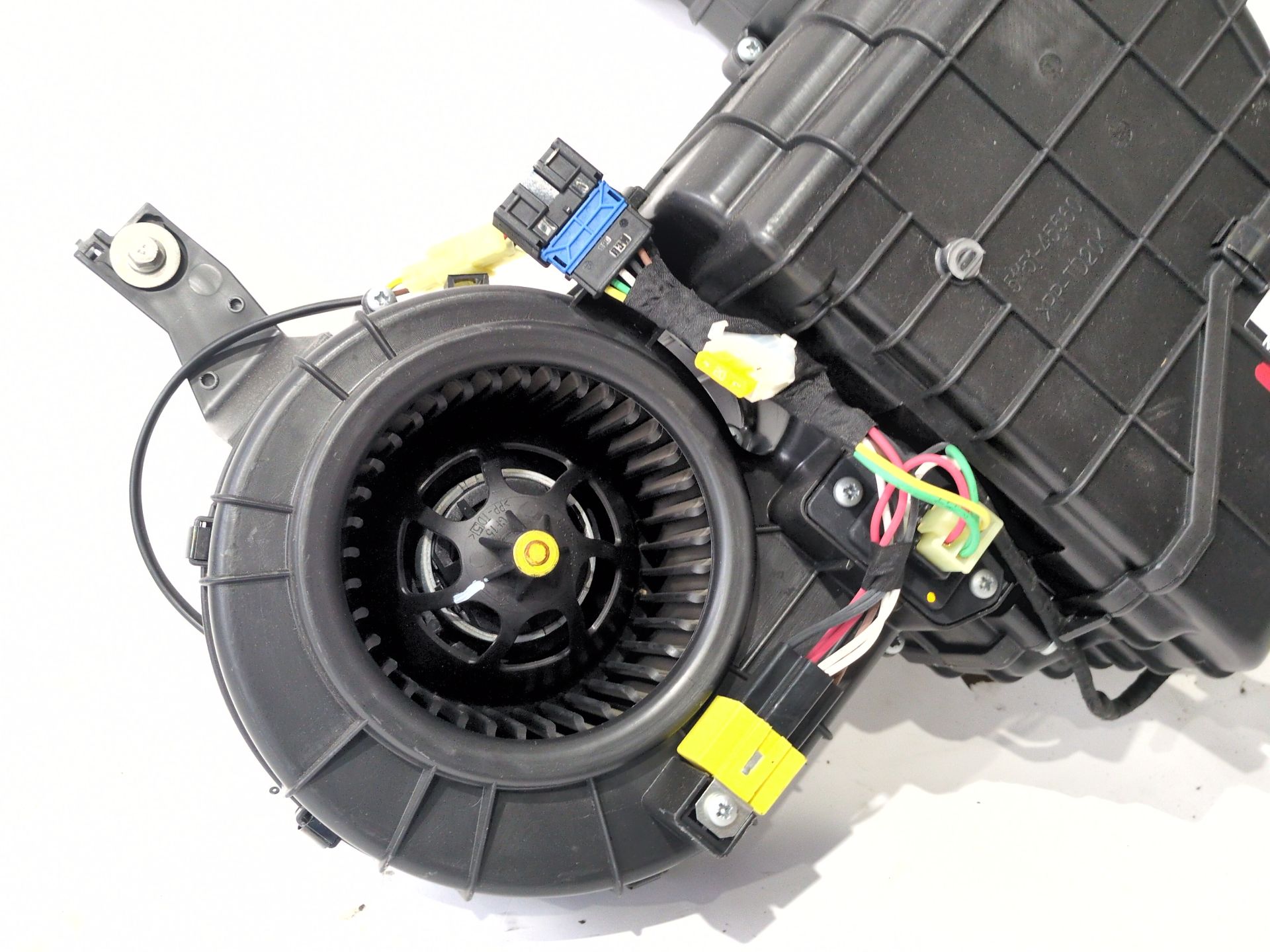 calefaccion_entera_normal_738102651r_93458895_renault_trafic_iii_autobus_jg_2_0_dci_150_jgmu